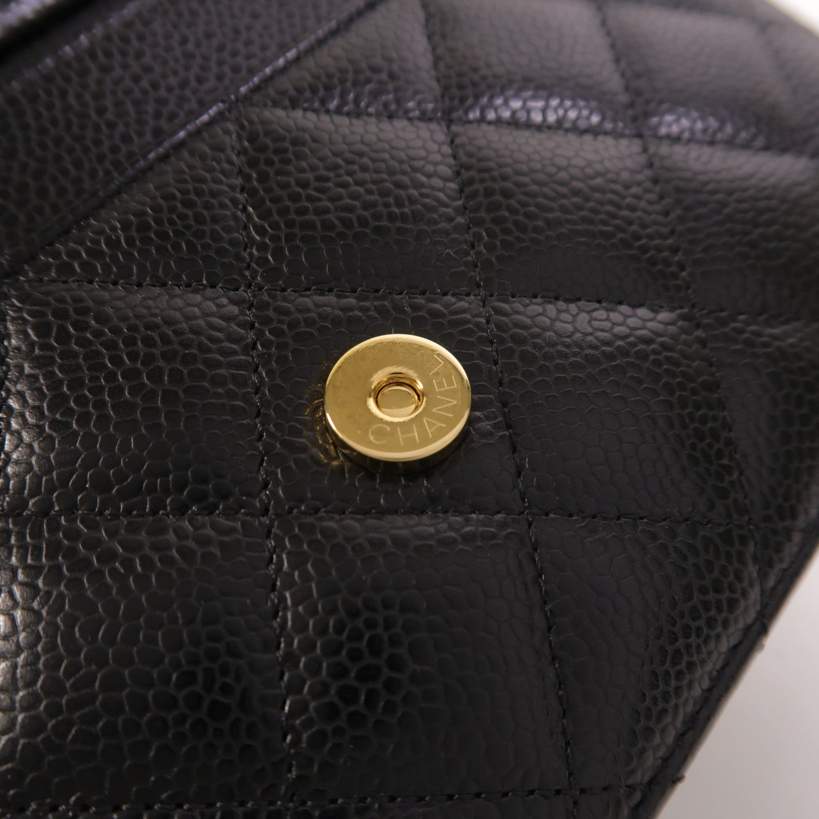 CHANEL 牛皮皮革WOC Wallet On Chain鏈帶肩背袋