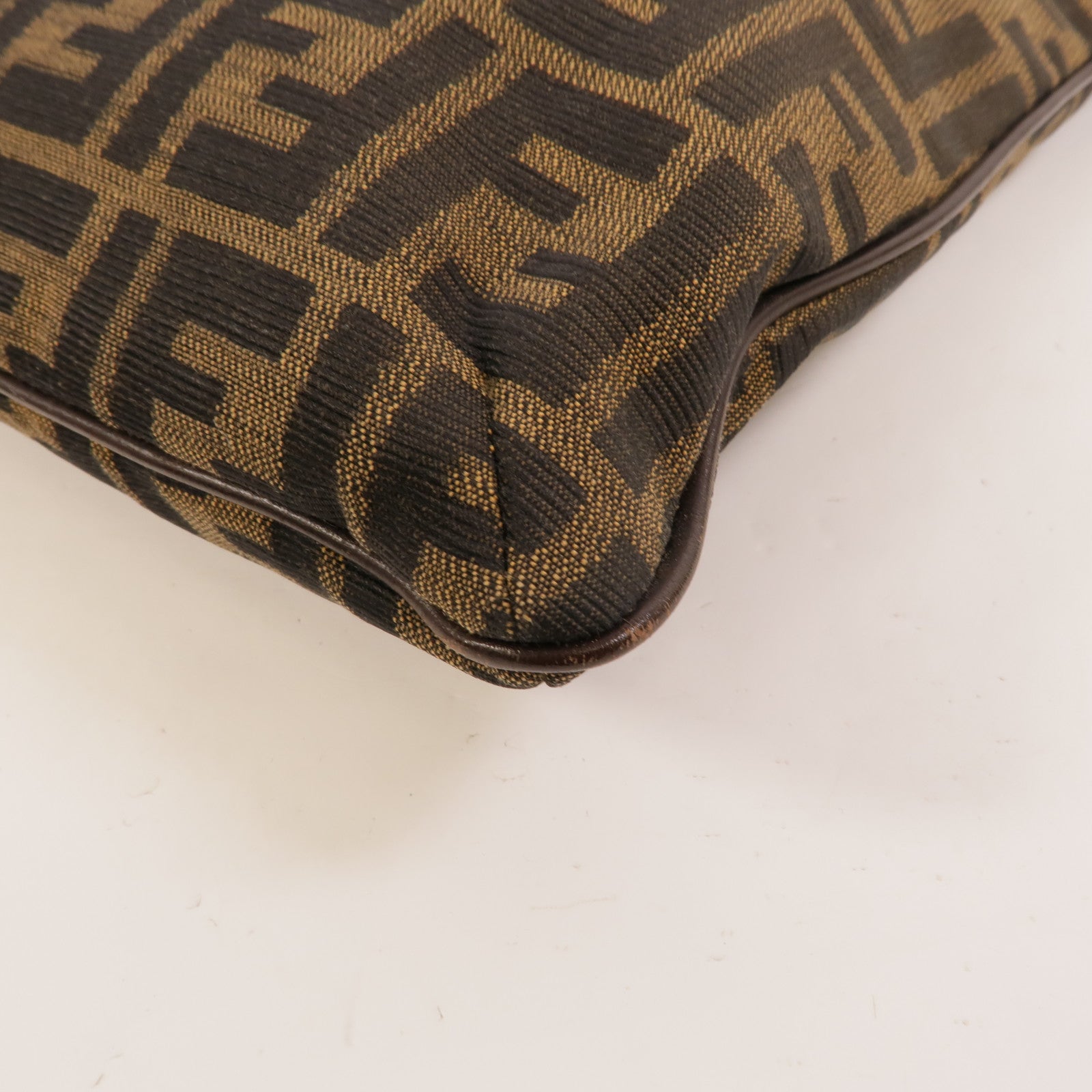 FENDI 帆布Shoulder Bag肩背袋