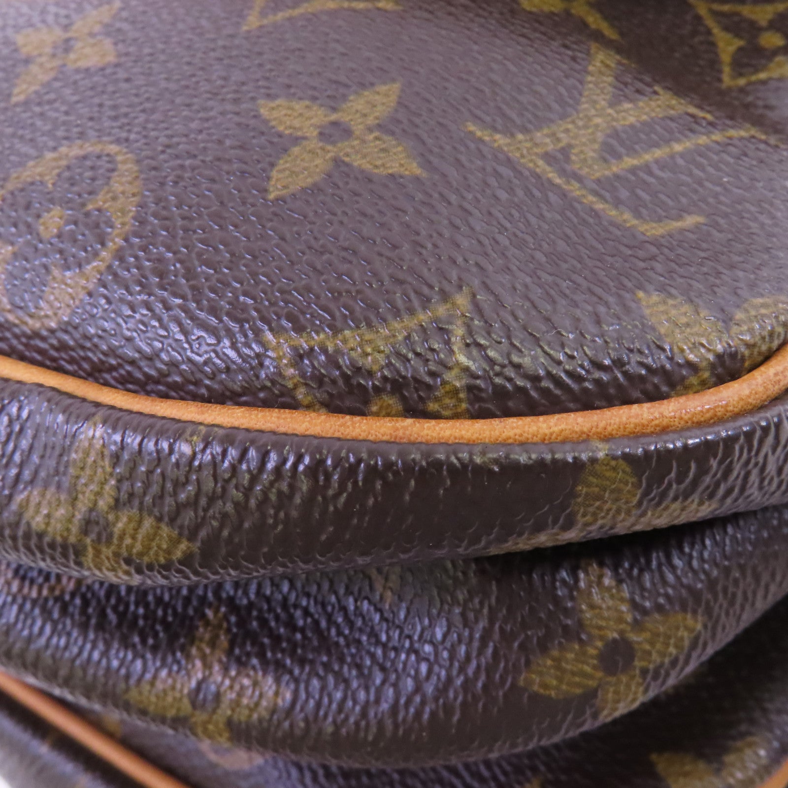LOUIS VUITTON 【激減優惠】Monogram Saumur 30金扣肩背袋
