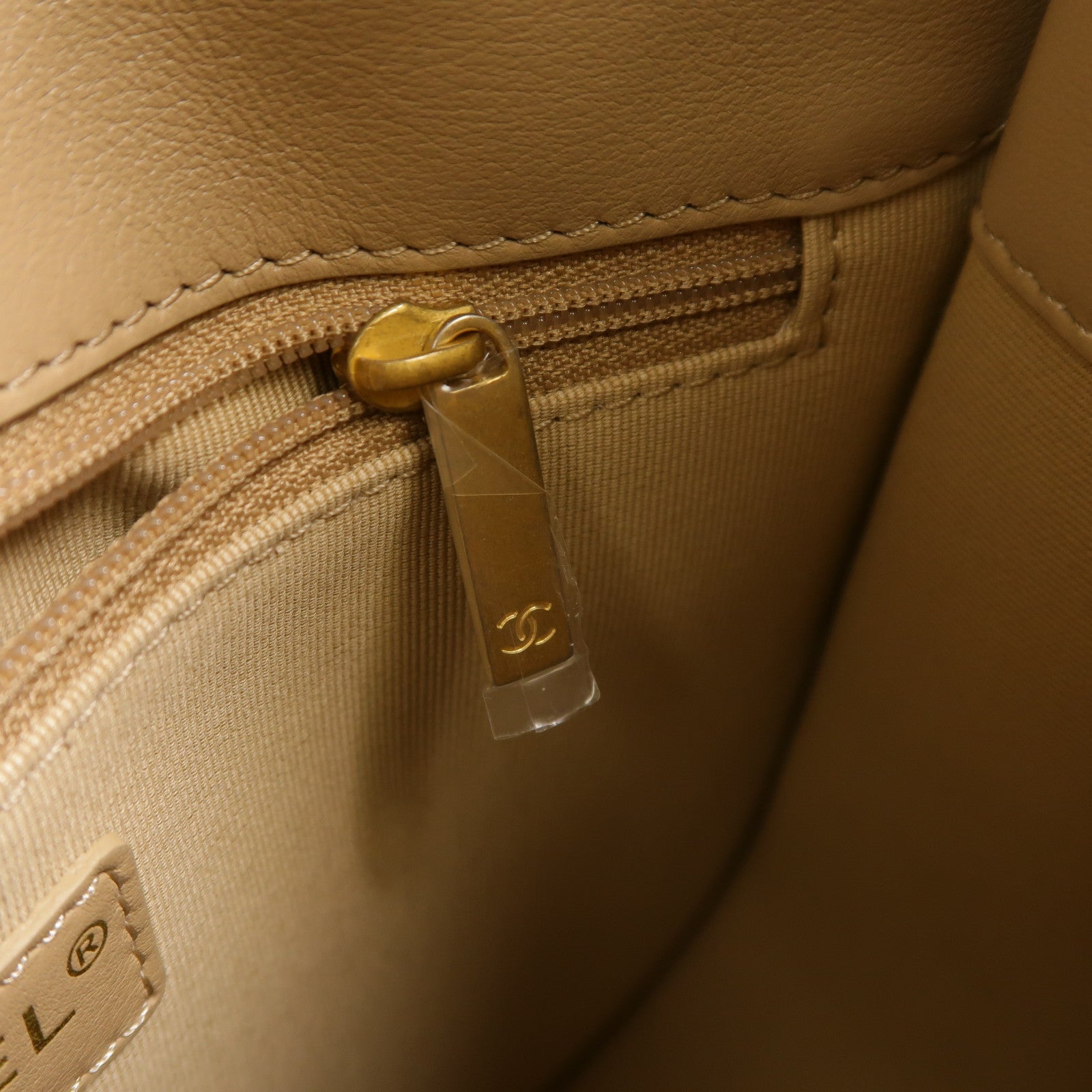 CHANEL 牛皮皮革Hobo Bag鏈帶手挽肩背兩用袋