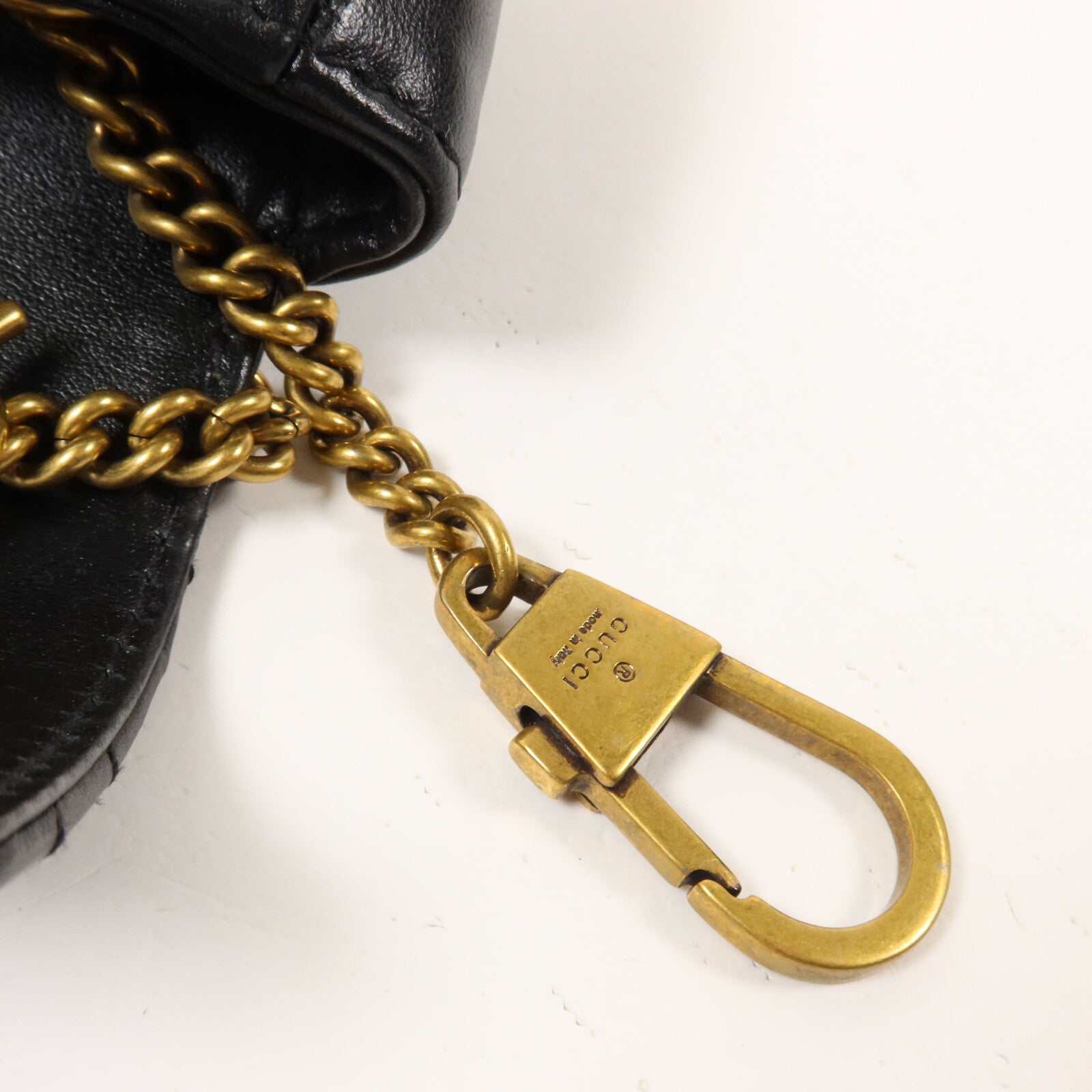 GUCCI 牛皮皮革GG Marmont Super Mini鏈帶肩背袋