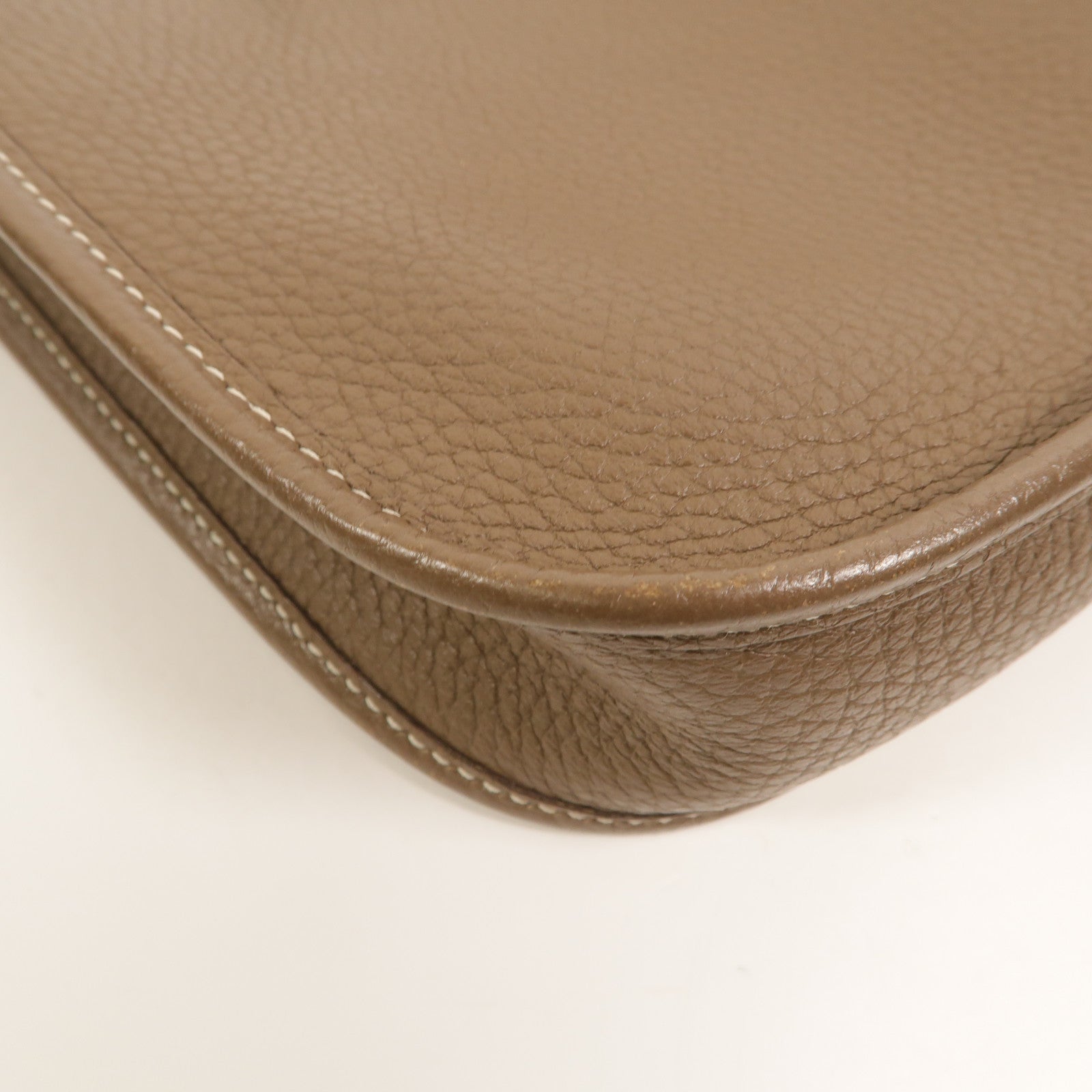HERMES Clemence皮革Evelyne TPM肩背袋Etoupe