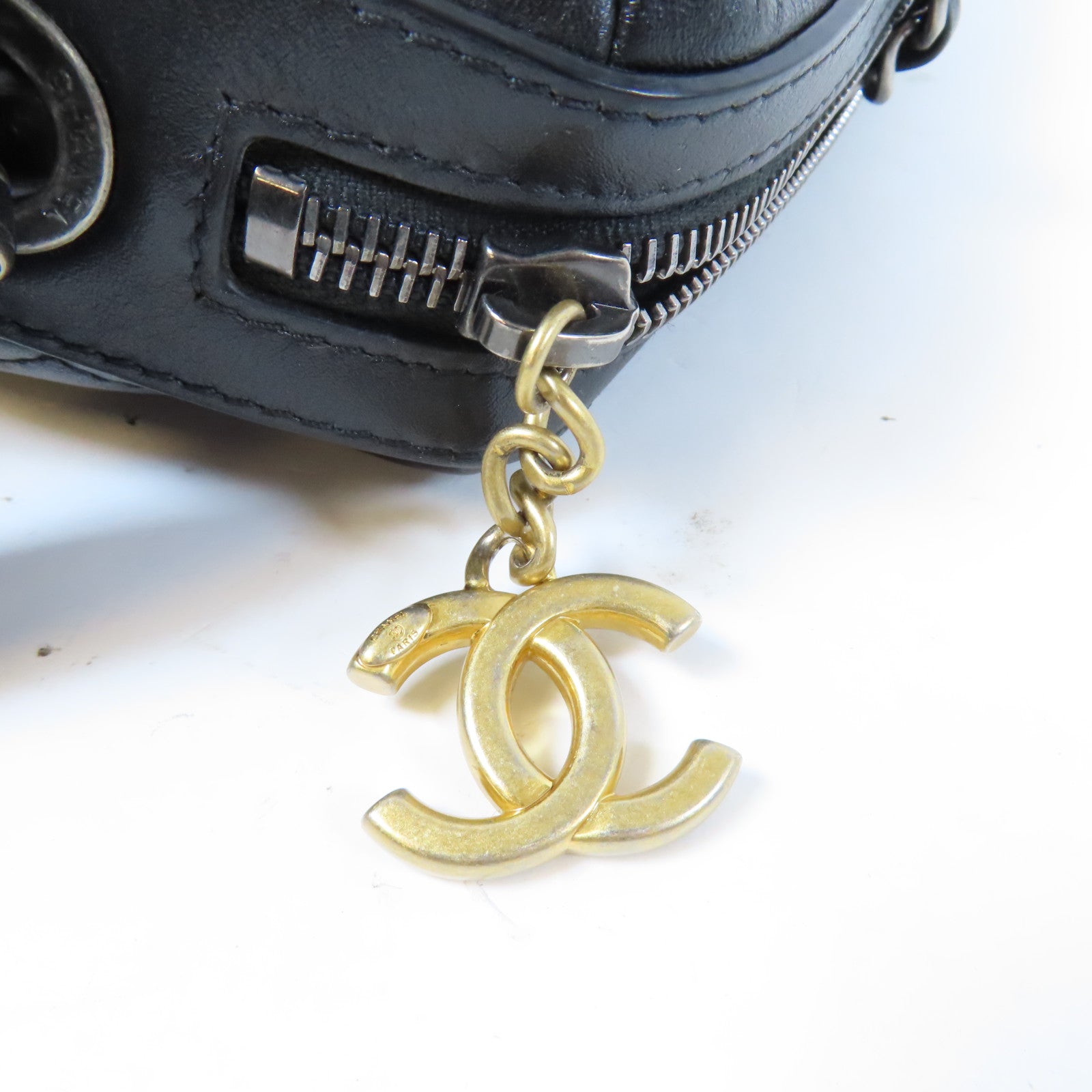 CHANEL 【激減優惠】牛皮皮革Bowling Bag銀扣鏈帶肩背袋黑色