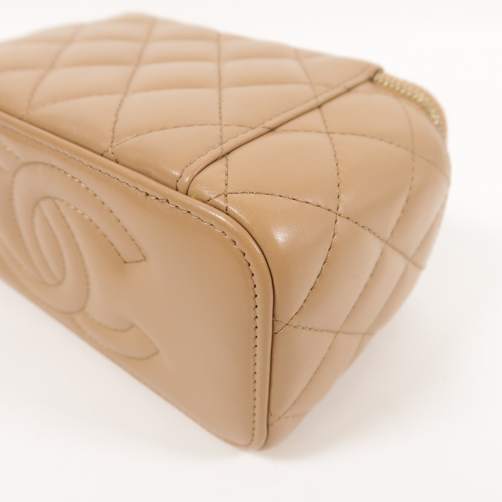 CHANEL【激減優惠】 羊皮皮革Vanity Case金扣鏈帶肩背袋