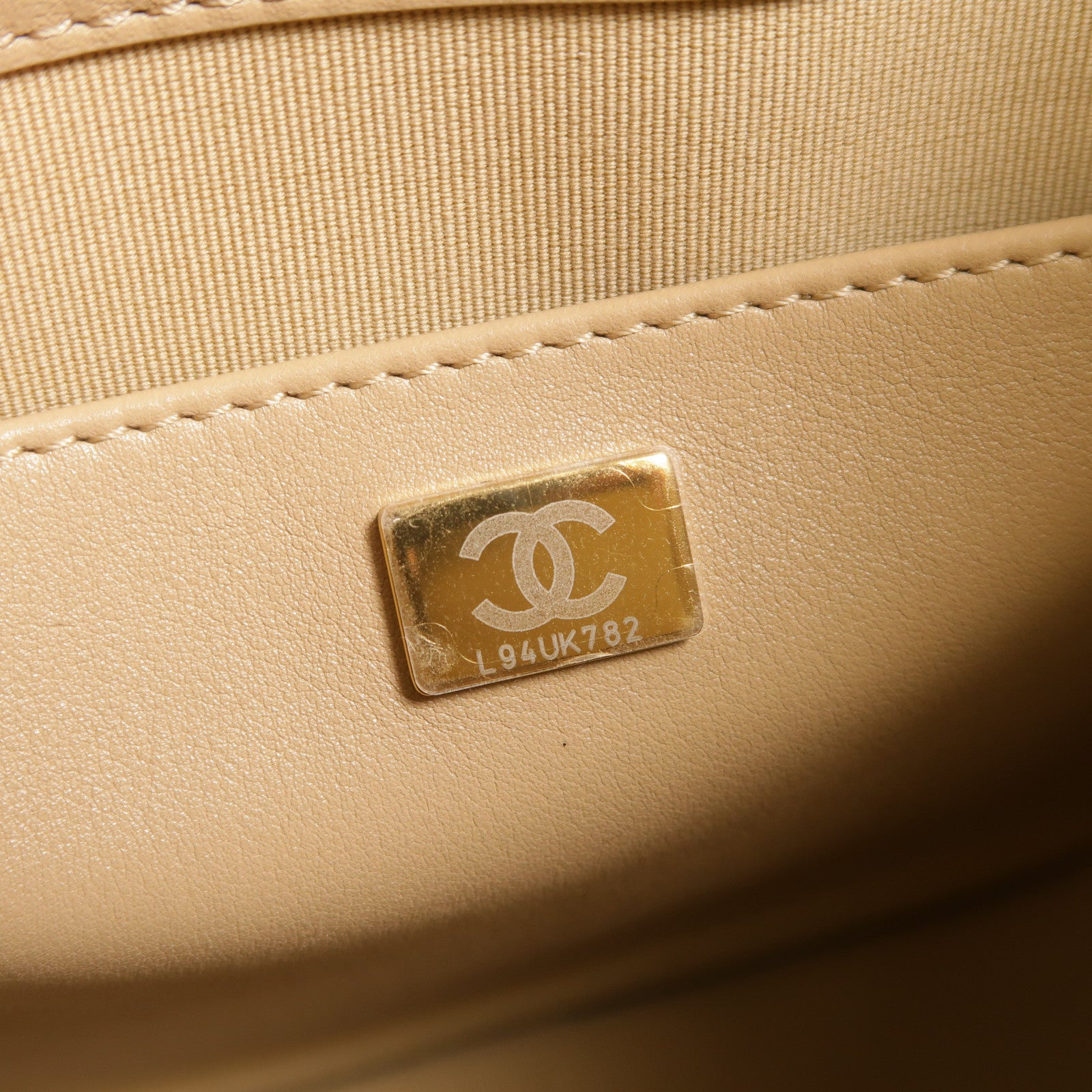 CHANEL 牛皮皮革Hobo Bag鏈帶手挽肩背兩用袋