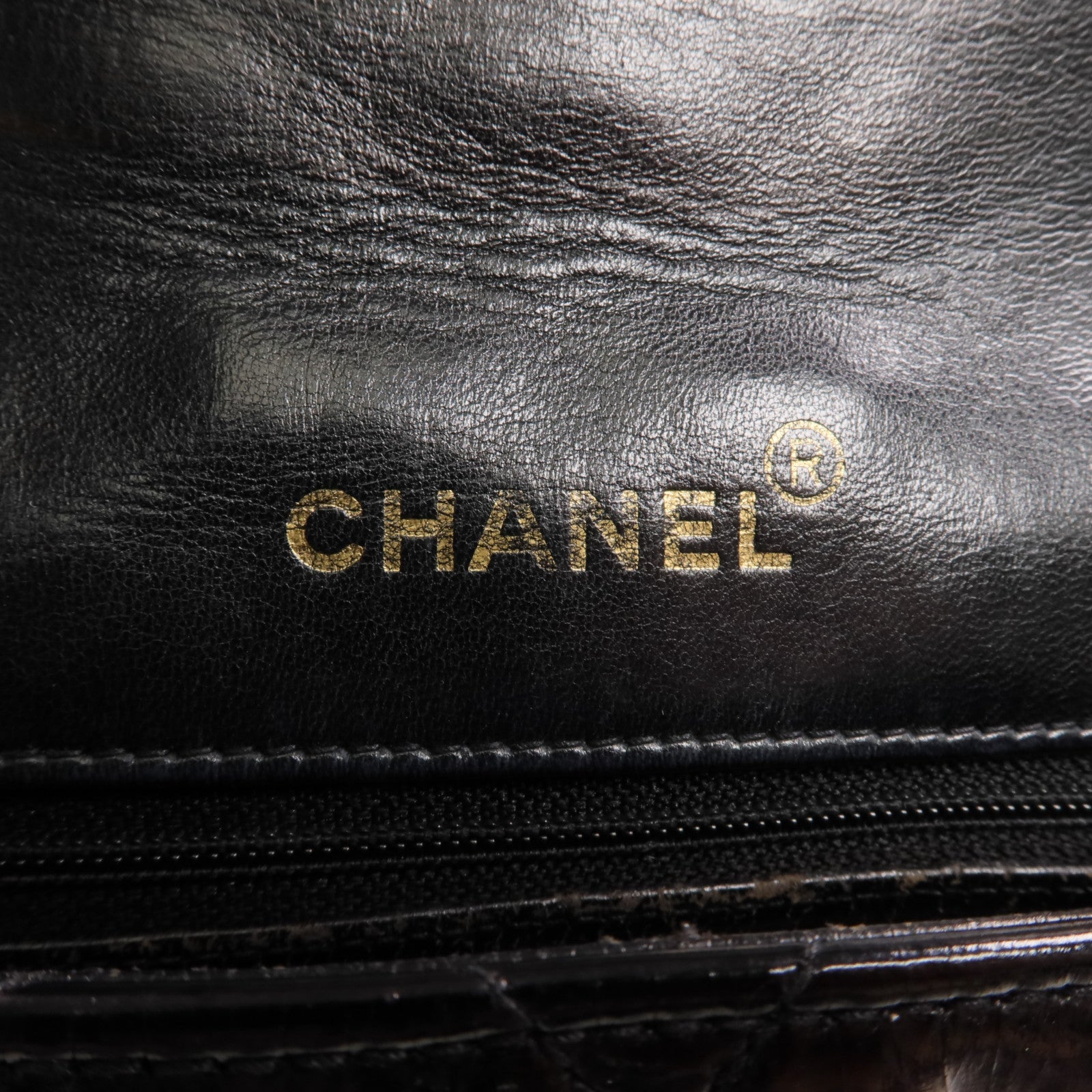 CHANEL 漆皮皮革Vintage Chain Sholder Bag金扣鏈帶肩背袋