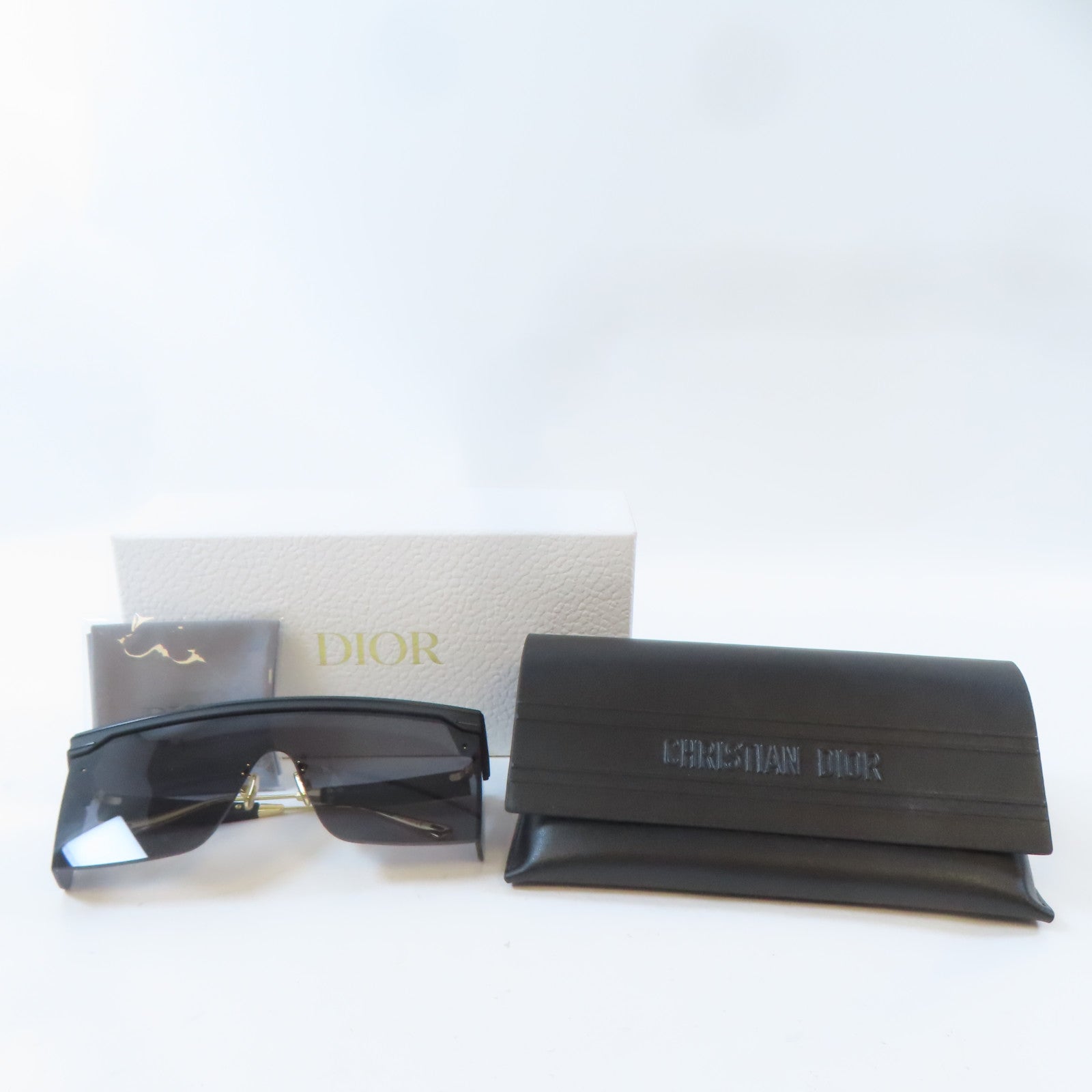 Dior PVC/金屬M1U Sunglasses太陽眼鏡黑色/金色