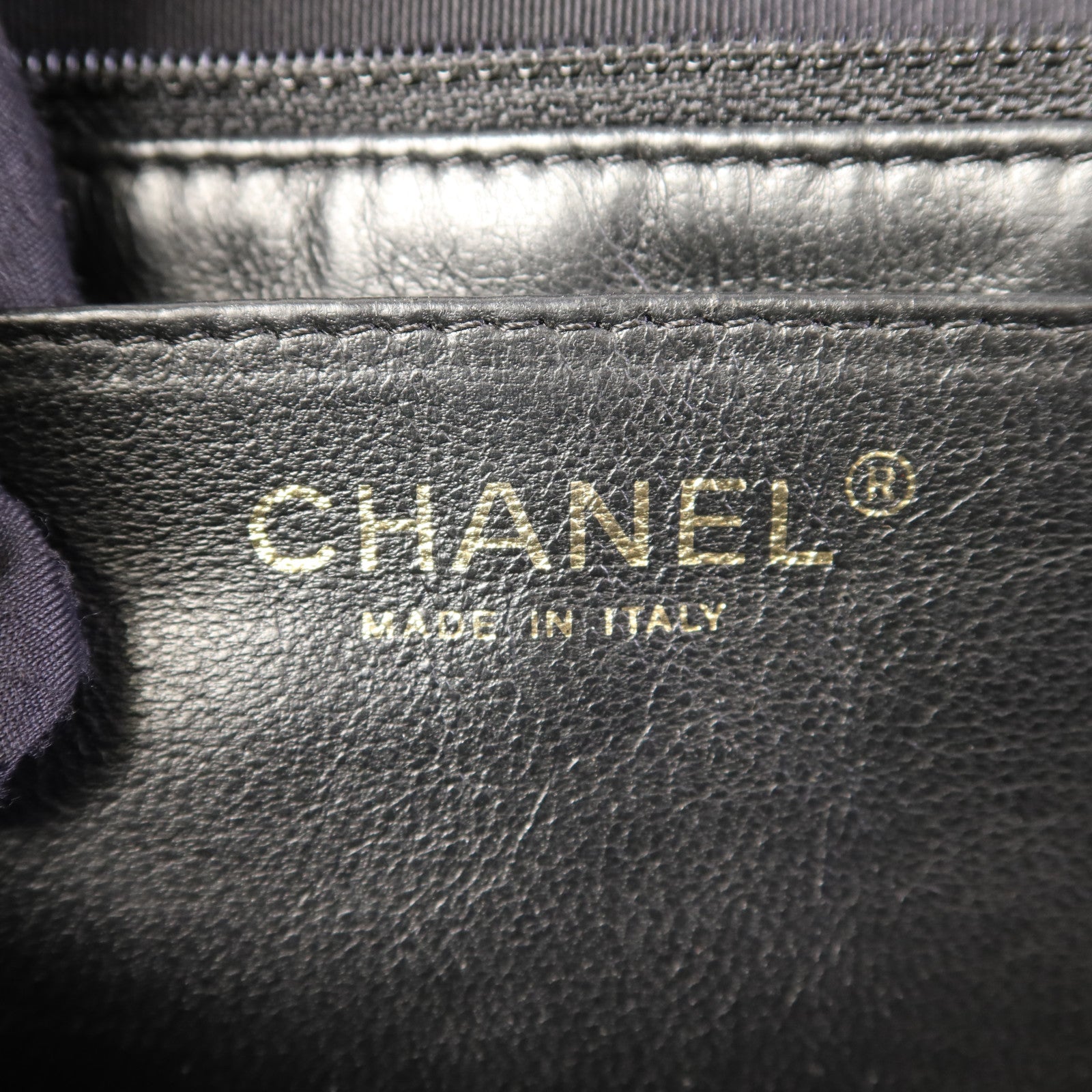 CHANEL 牛皮皮革Large Classic金扣鏈帶肩背袋