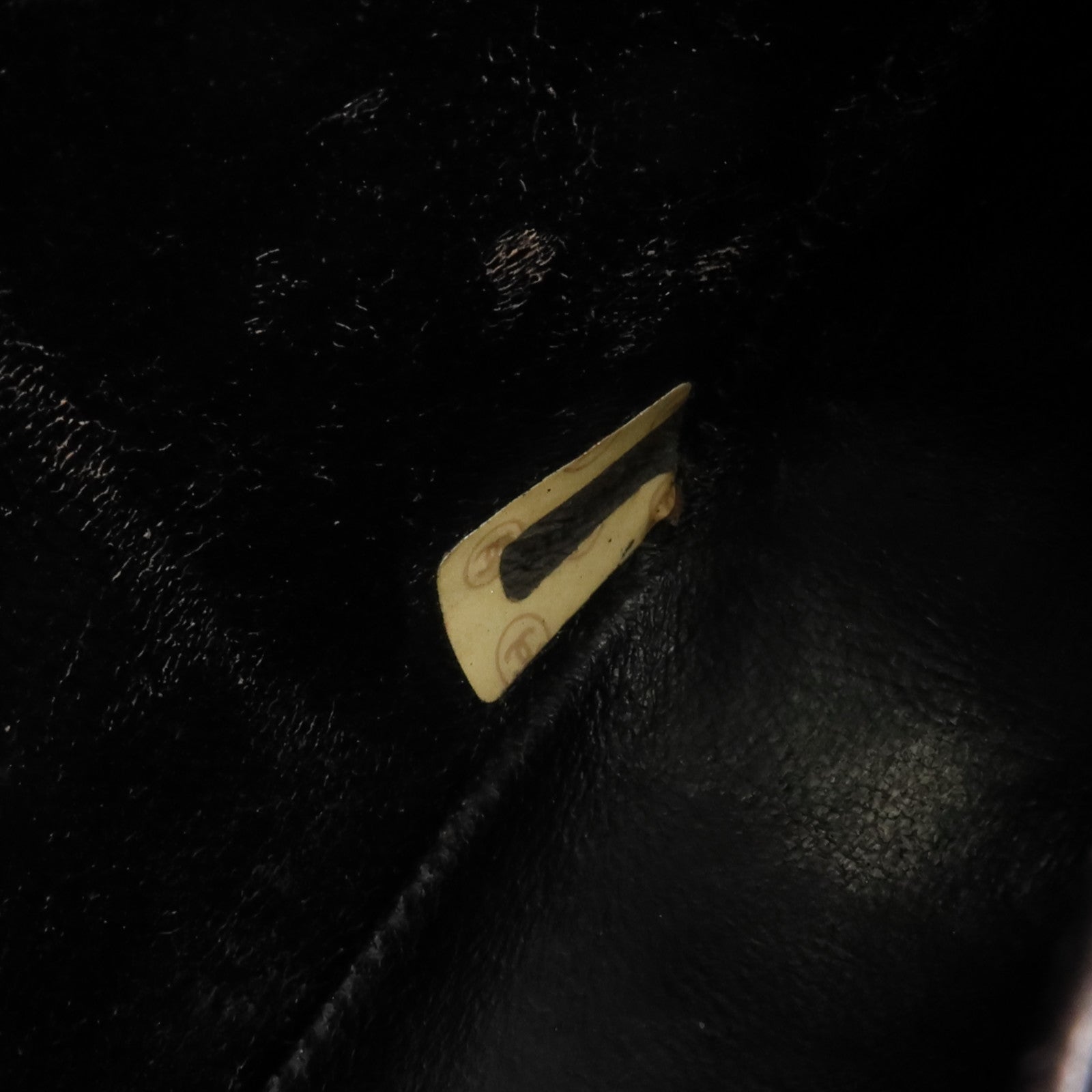 CHANEL 漆皮皮革Vintage Chain Sholder Bag金扣鏈帶肩背袋