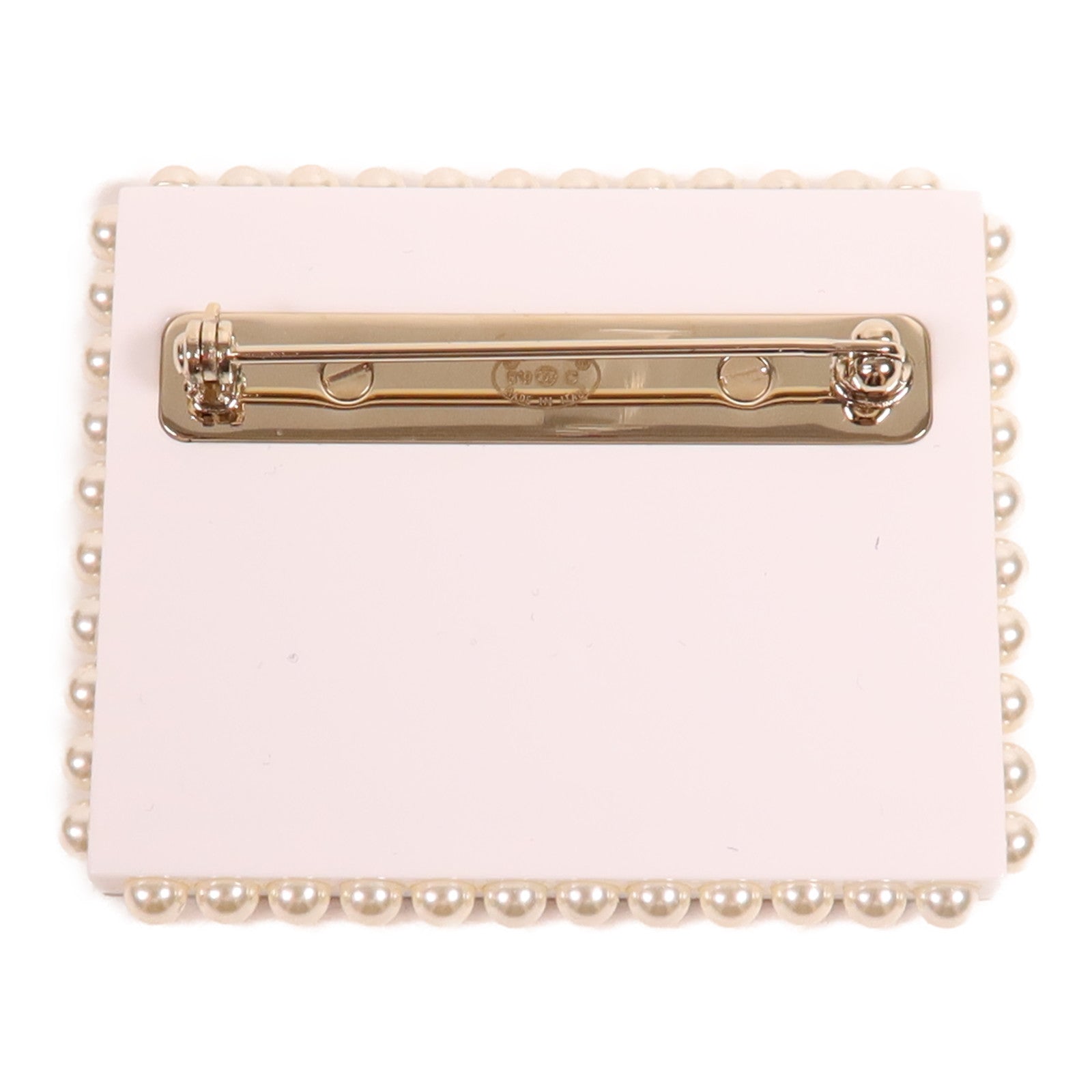 CHANEL PVC Brooch金扣胸針