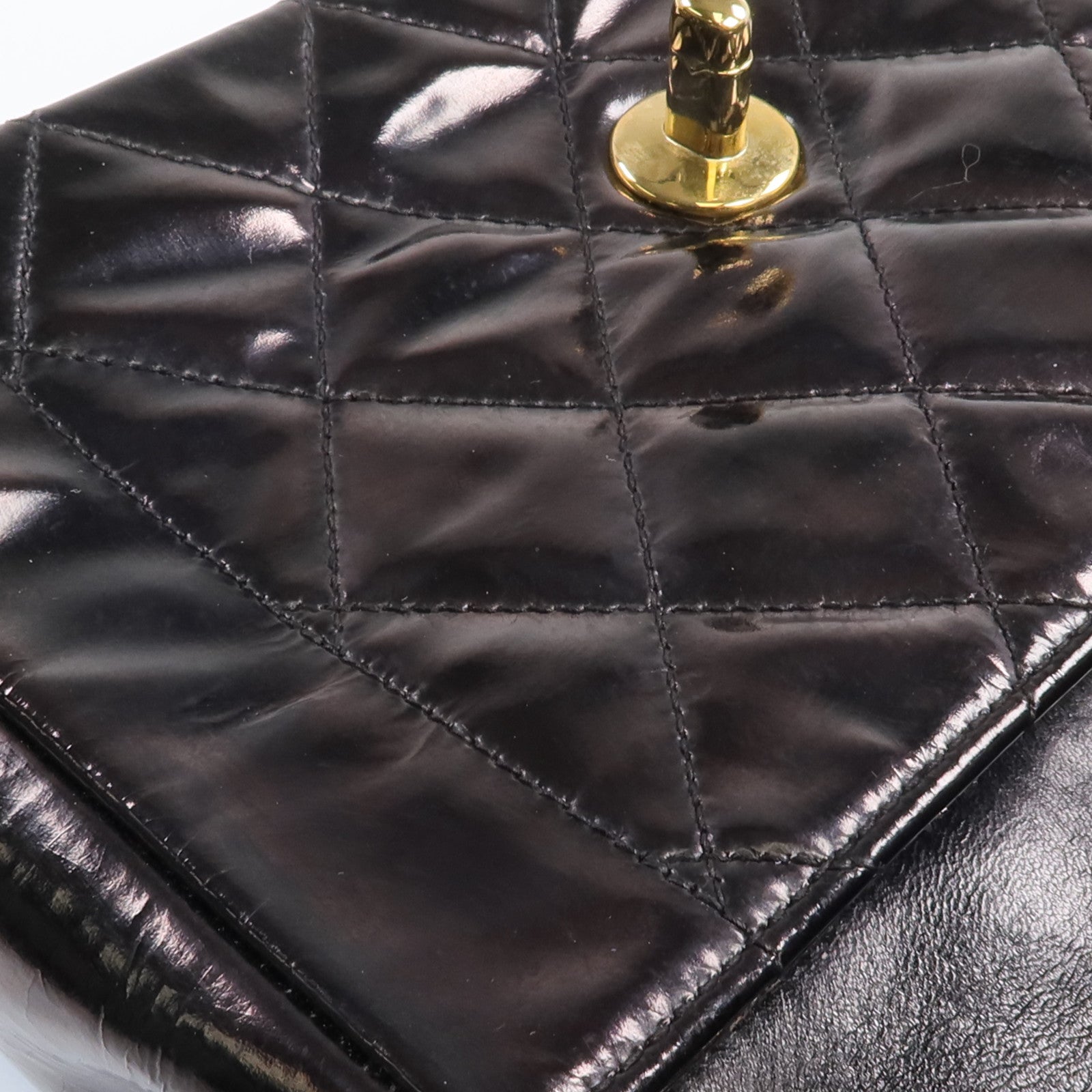 CHANEL 漆皮皮革Vintage Chain Sholder Bag金扣鏈帶肩背袋