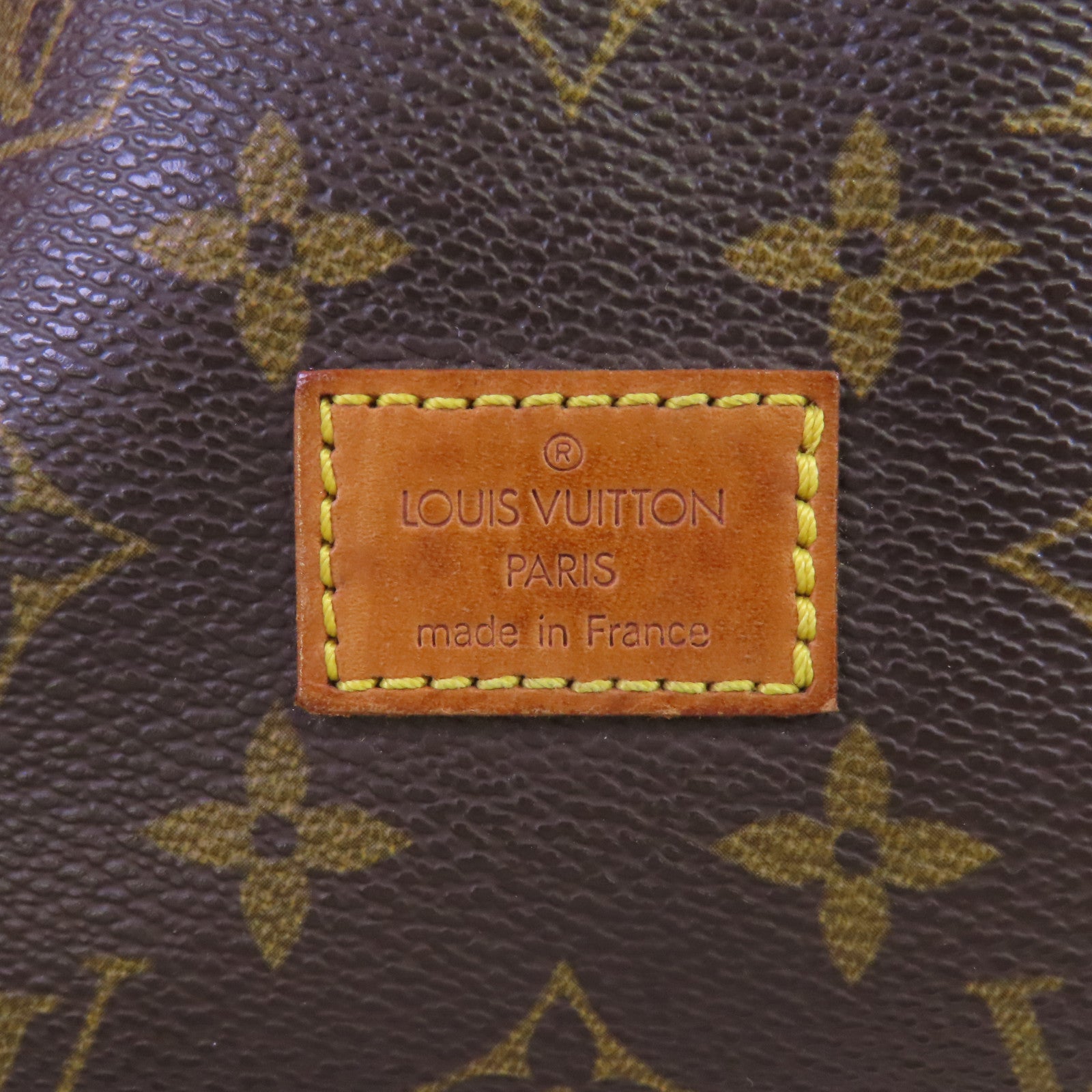 LOUIS VUITTON 【激減優惠】Monogram Saumur 30金扣肩背袋