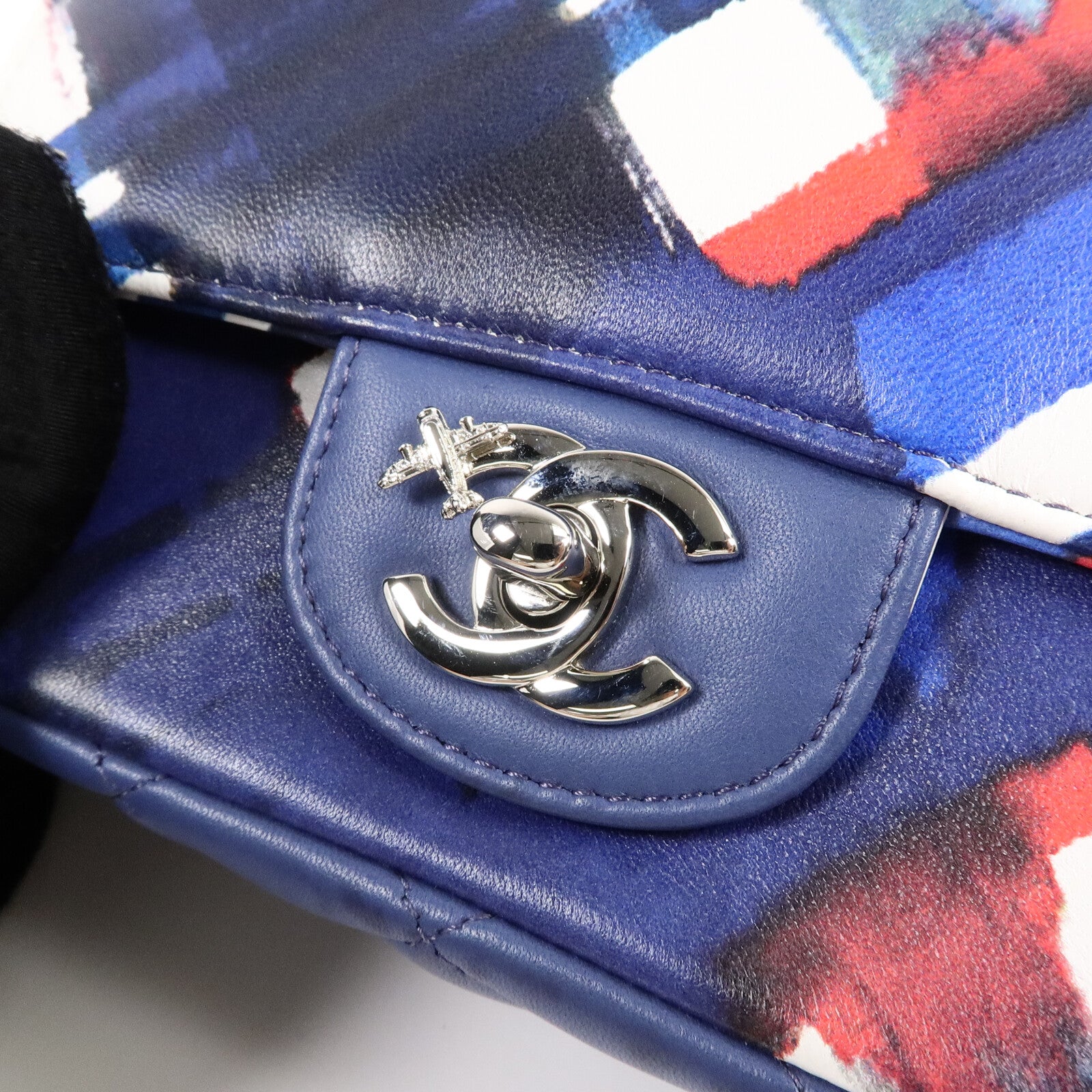 CHANEL 羊皮皮革Chanel Airlines Printed Flap Bag肩背袋