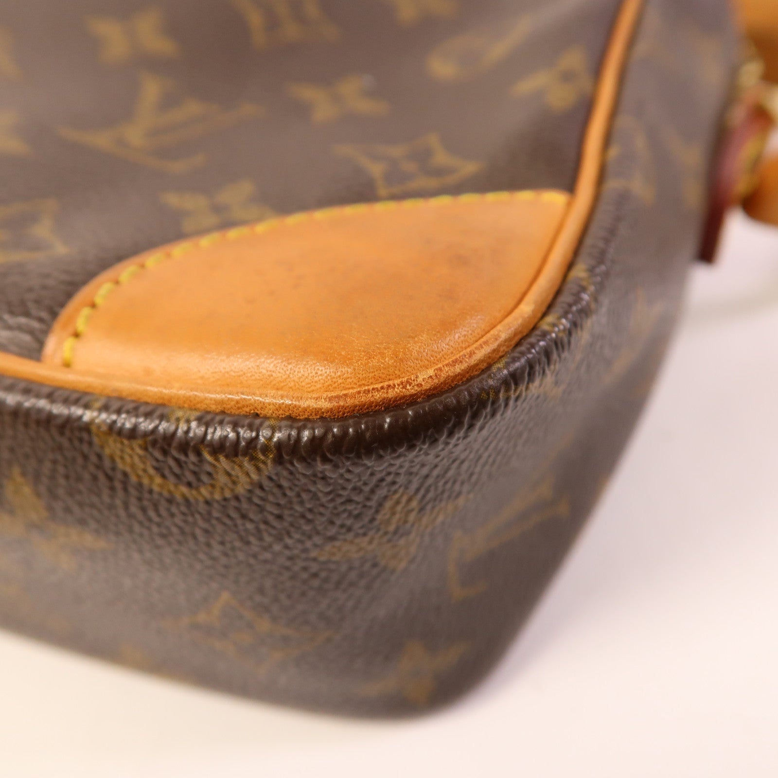 LOUIS VUITTON Monogram Trocadero 30金扣肩背袋