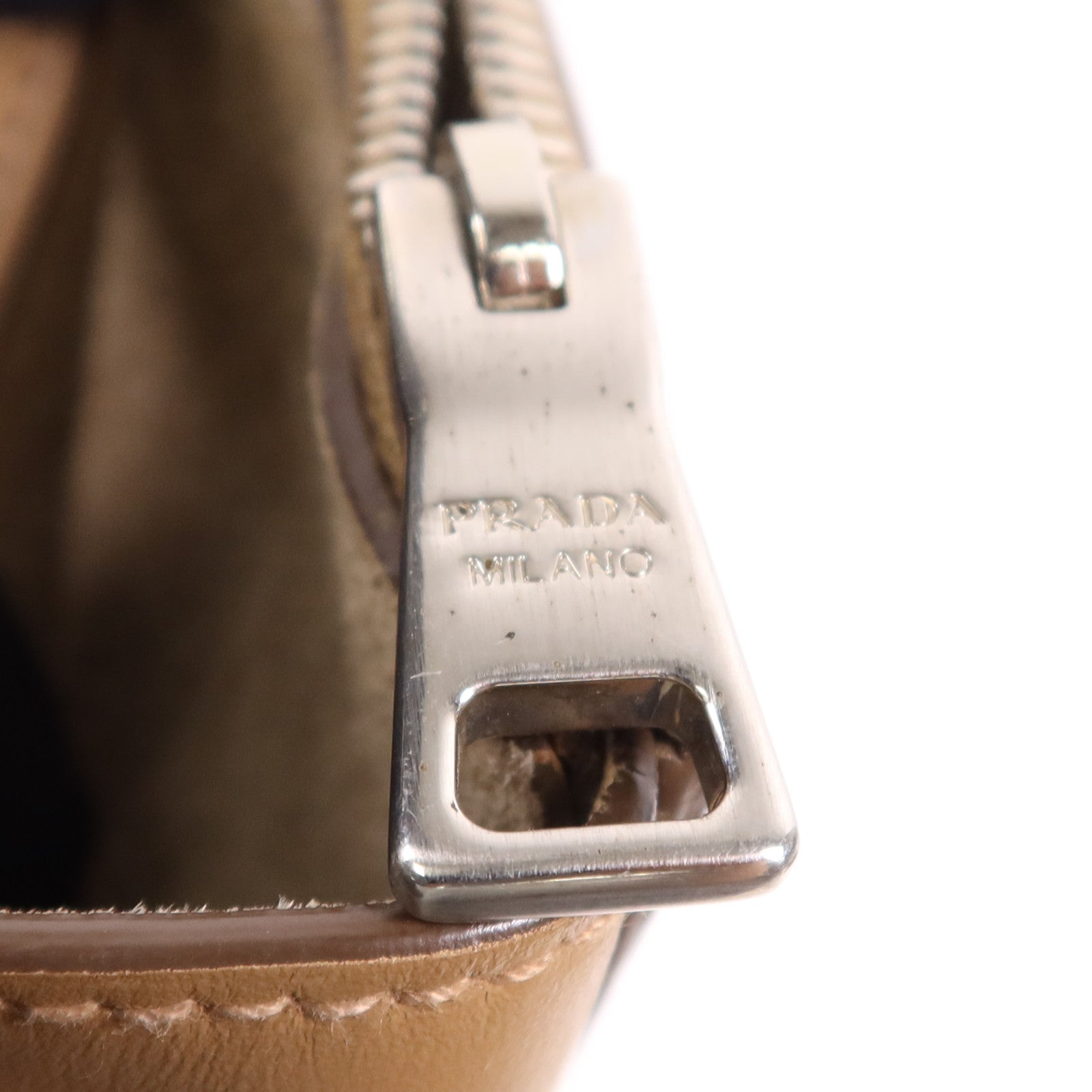PRADA 【激減優惠】牛皮皮革2 Way Shoulder Bag銀扣手挽肩背兩用袋