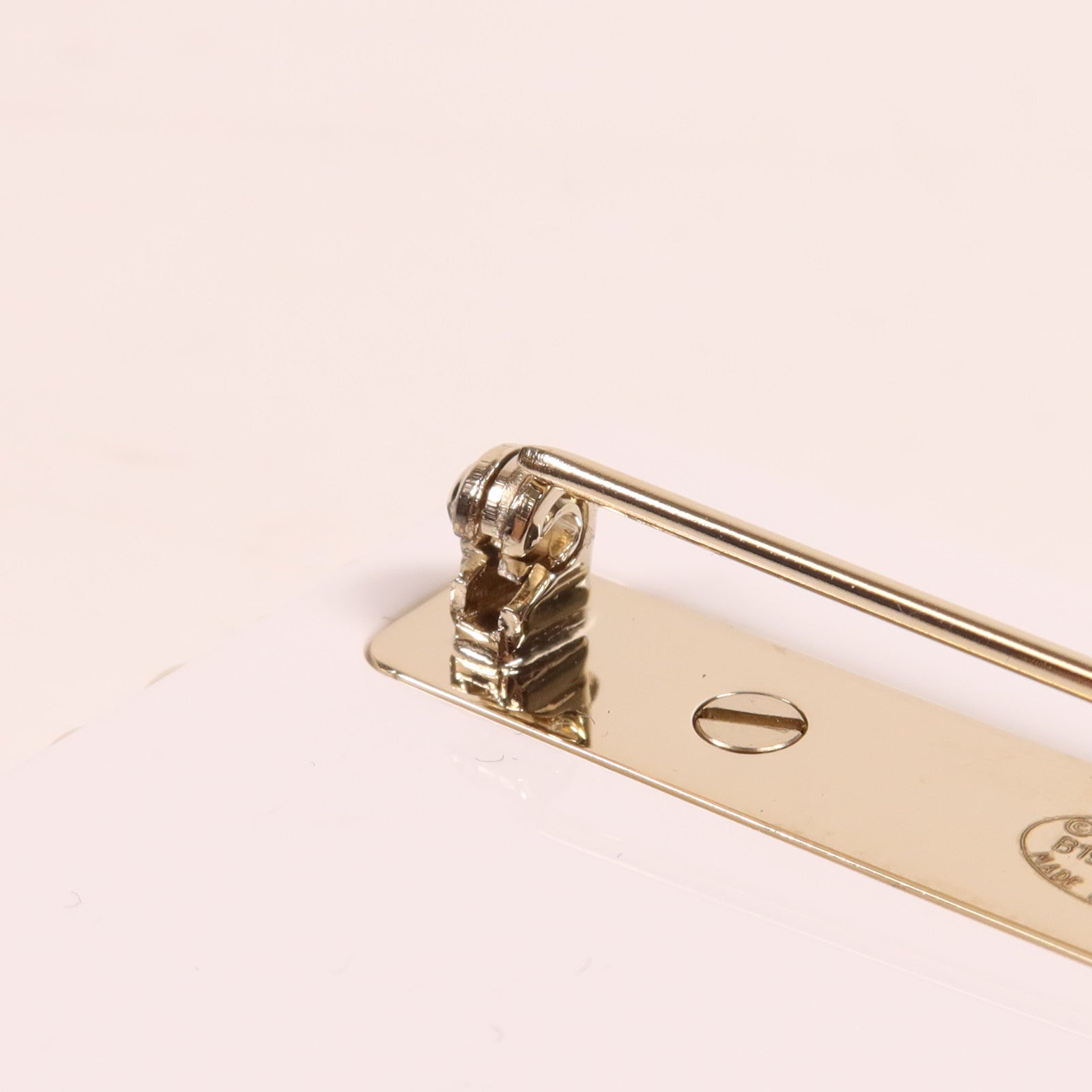 CHANEL PVC Brooch金扣胸針