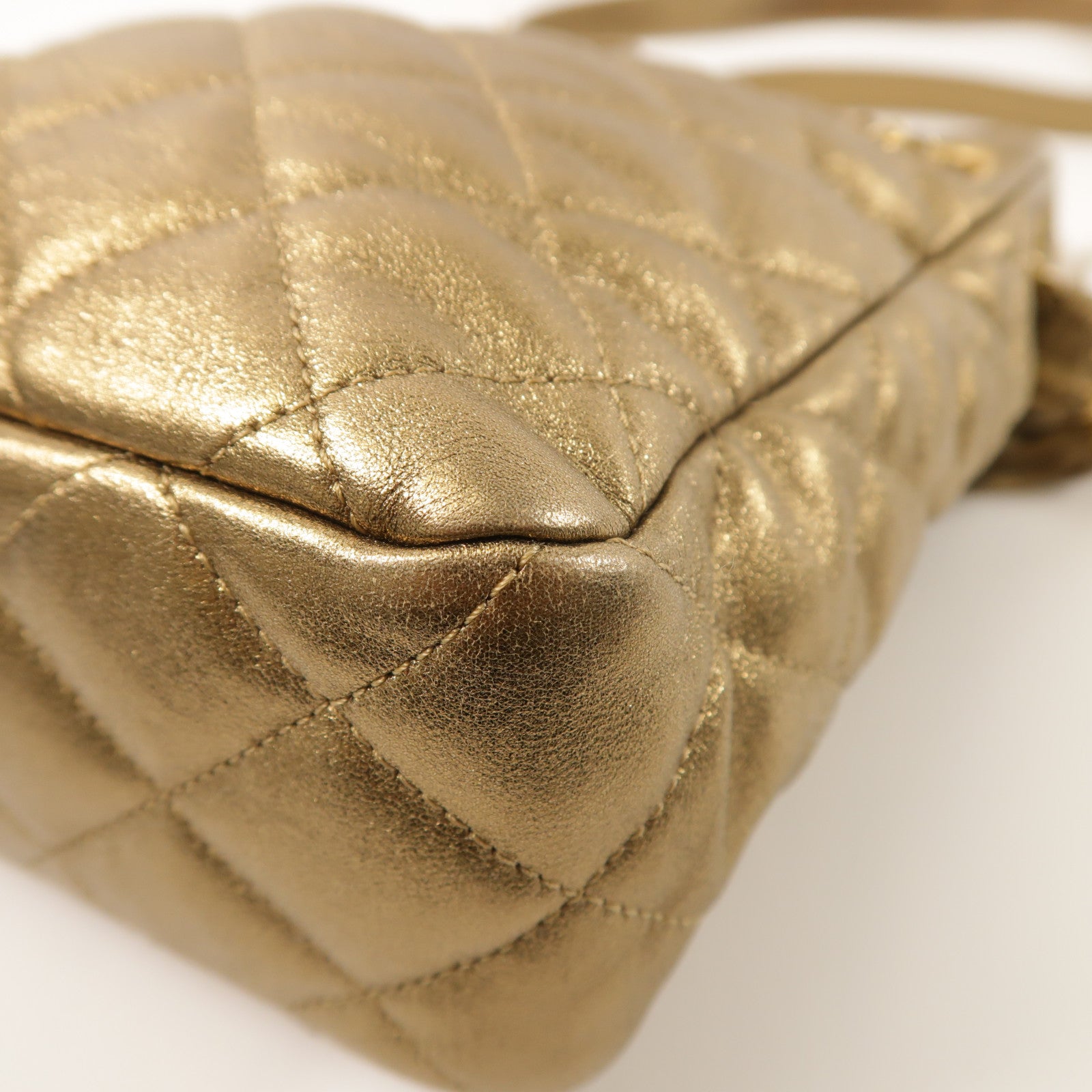 CHANEL 羊皮皮革Drawstring Bag金扣肩背袋