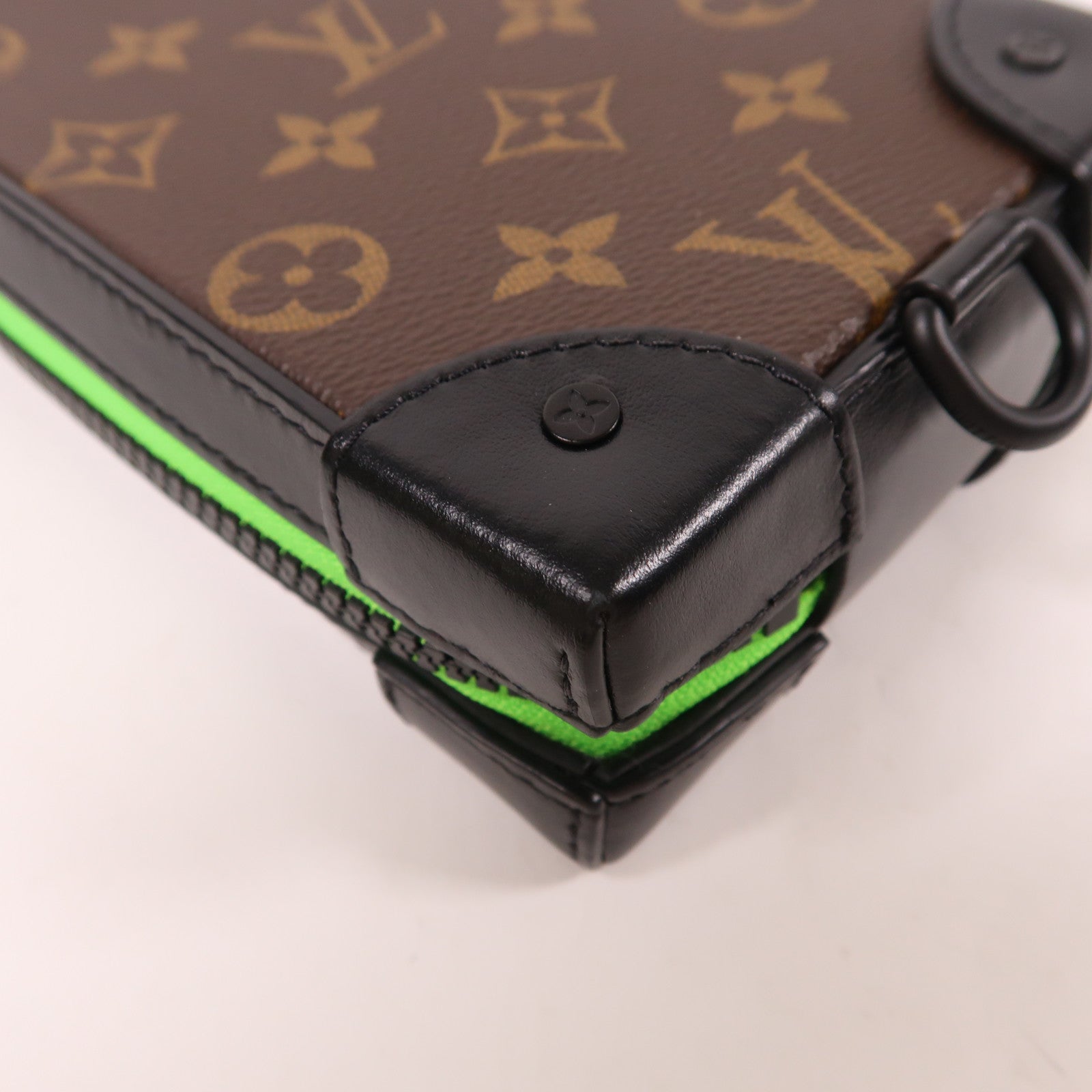 LOUIS VUITTON LV Soft Trunk Phone Box Shoulder Bag M80144 Monogram