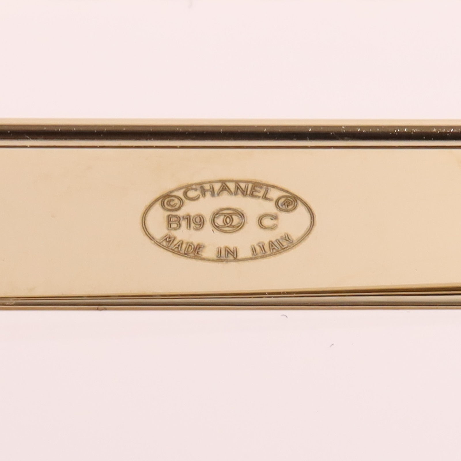 CHANEL PVC Brooch金扣胸針
