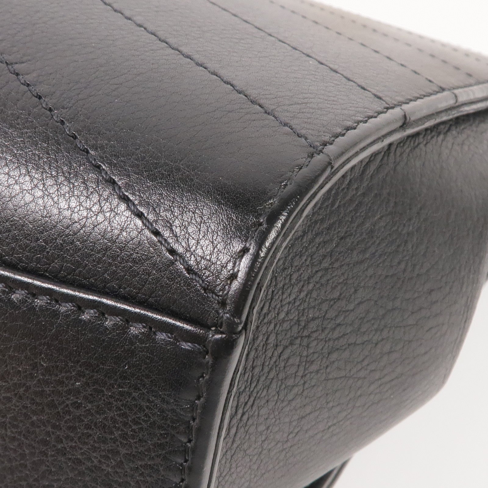CHANEL 牛皮皮革Chain Shoulder Bag金扣鏈帶肩背袋
