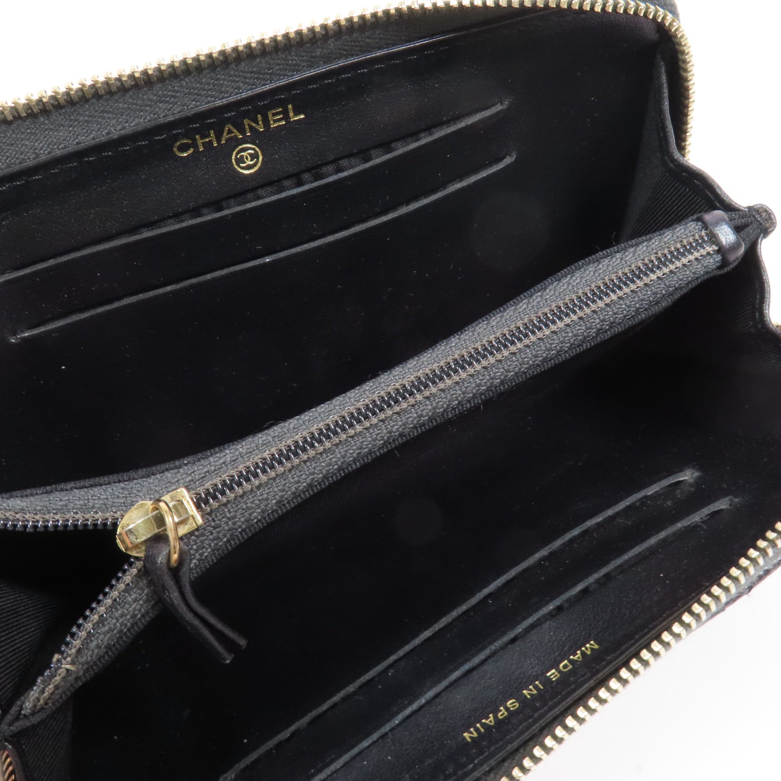 CHANEL 牛皮皮革Classic Zip Wallet Medium金扣錢包