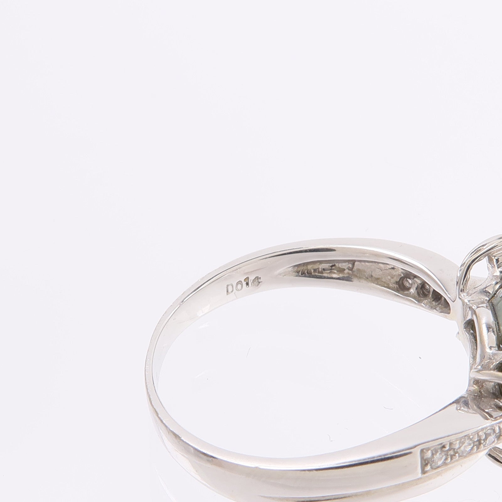 JEWELRY 18K白金Pearl Diamond Ring珍珠/鑽石戒指