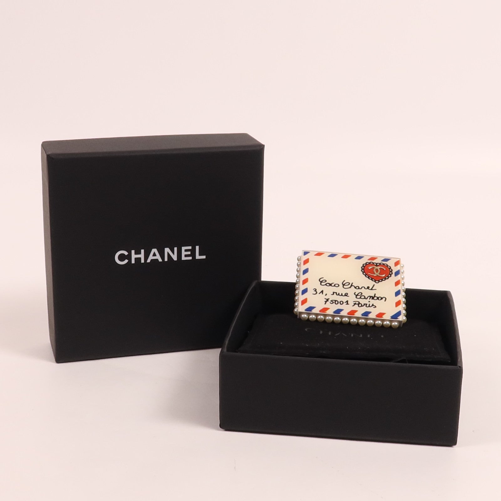 CHANEL PVC Brooch金扣胸針