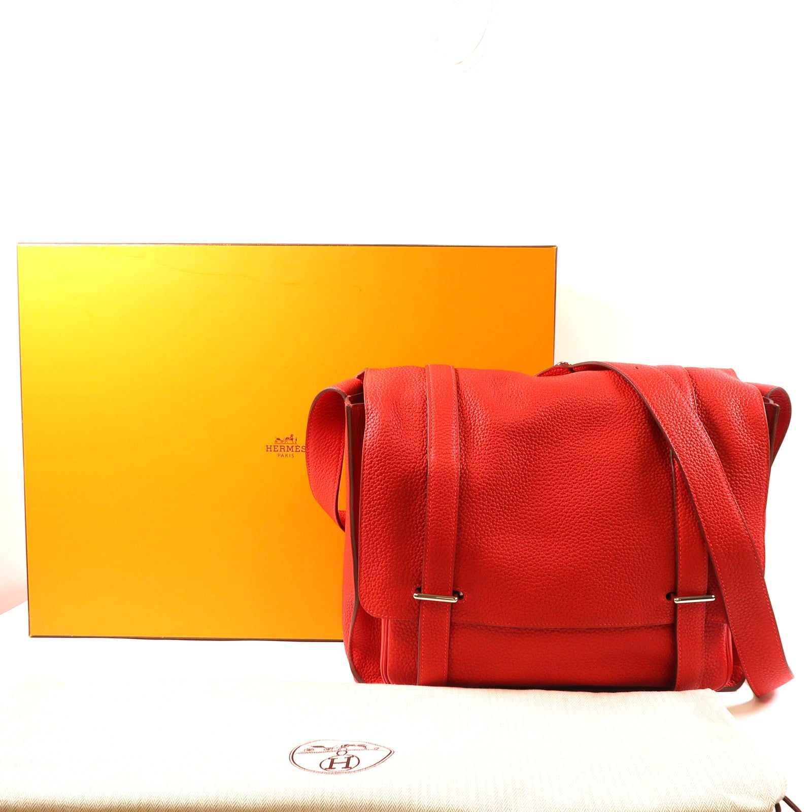 HERMES Clemence皮革Steve 35 Messenger Bag銀扣肩背袋