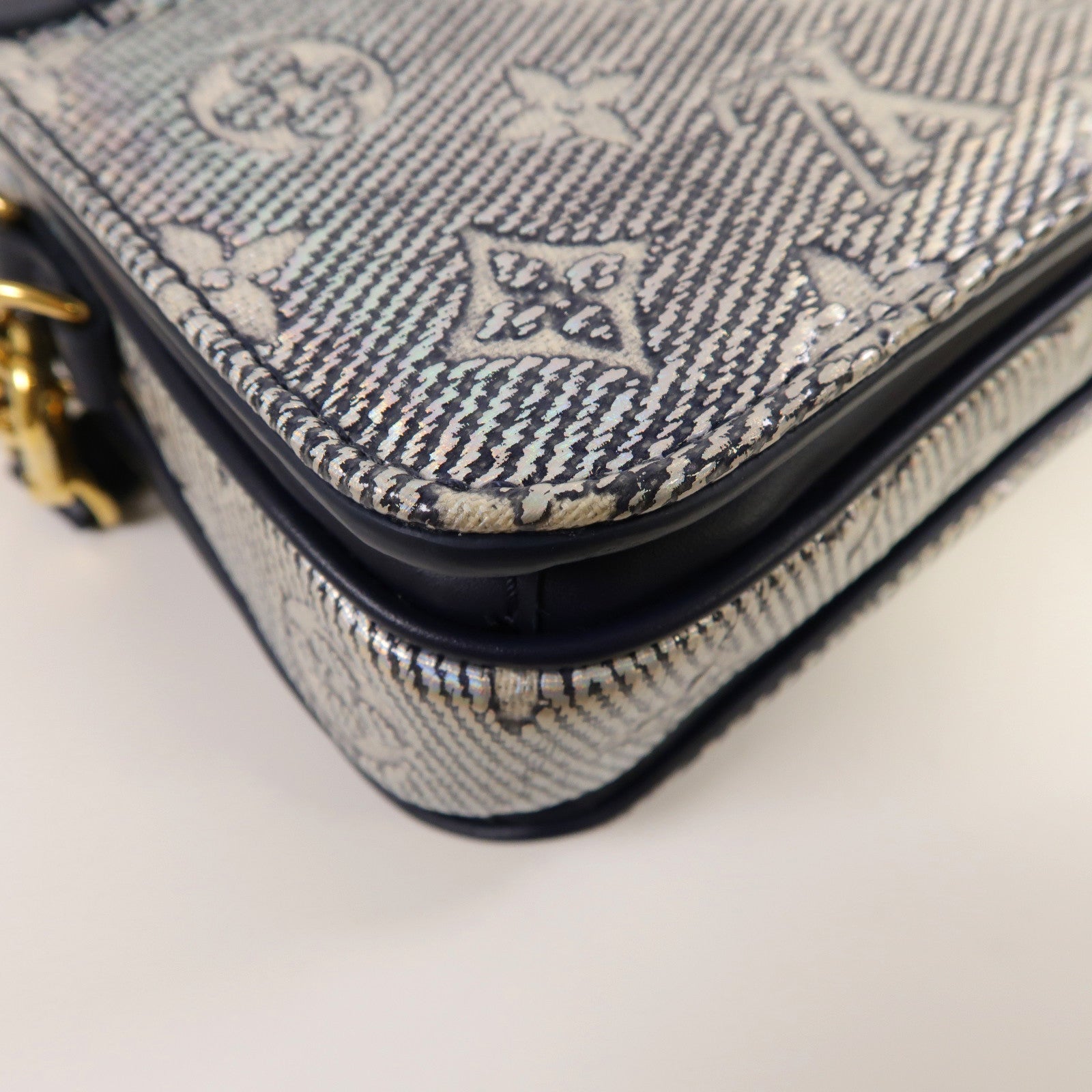 LOUIS VUITTON 【激減優惠】Monogram Pochette Metis East West金扣肩背袋藍色