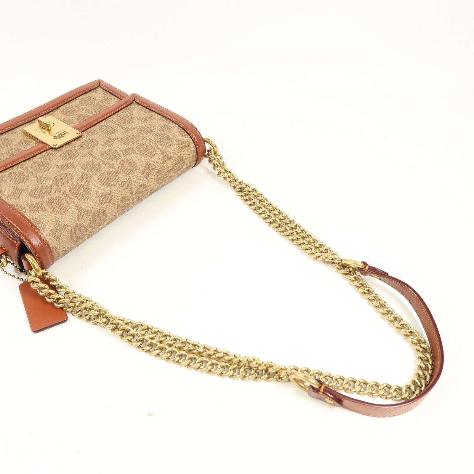 COACH 塗層帆布Chain Shoulder金扣肩背袋