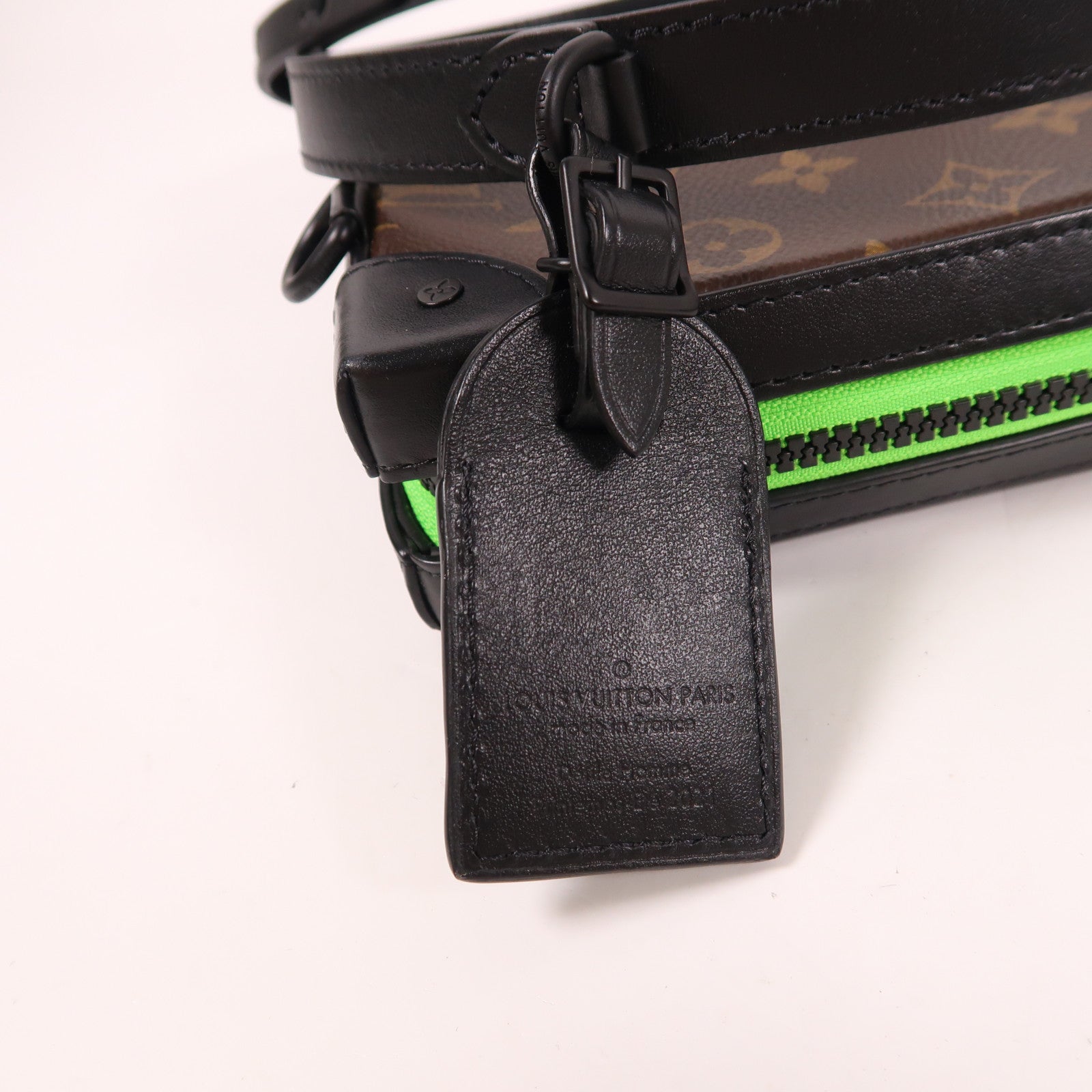 LOUIS VUITTON 【激減優惠】Monogram Soft Trunk Phone Box肩背袋