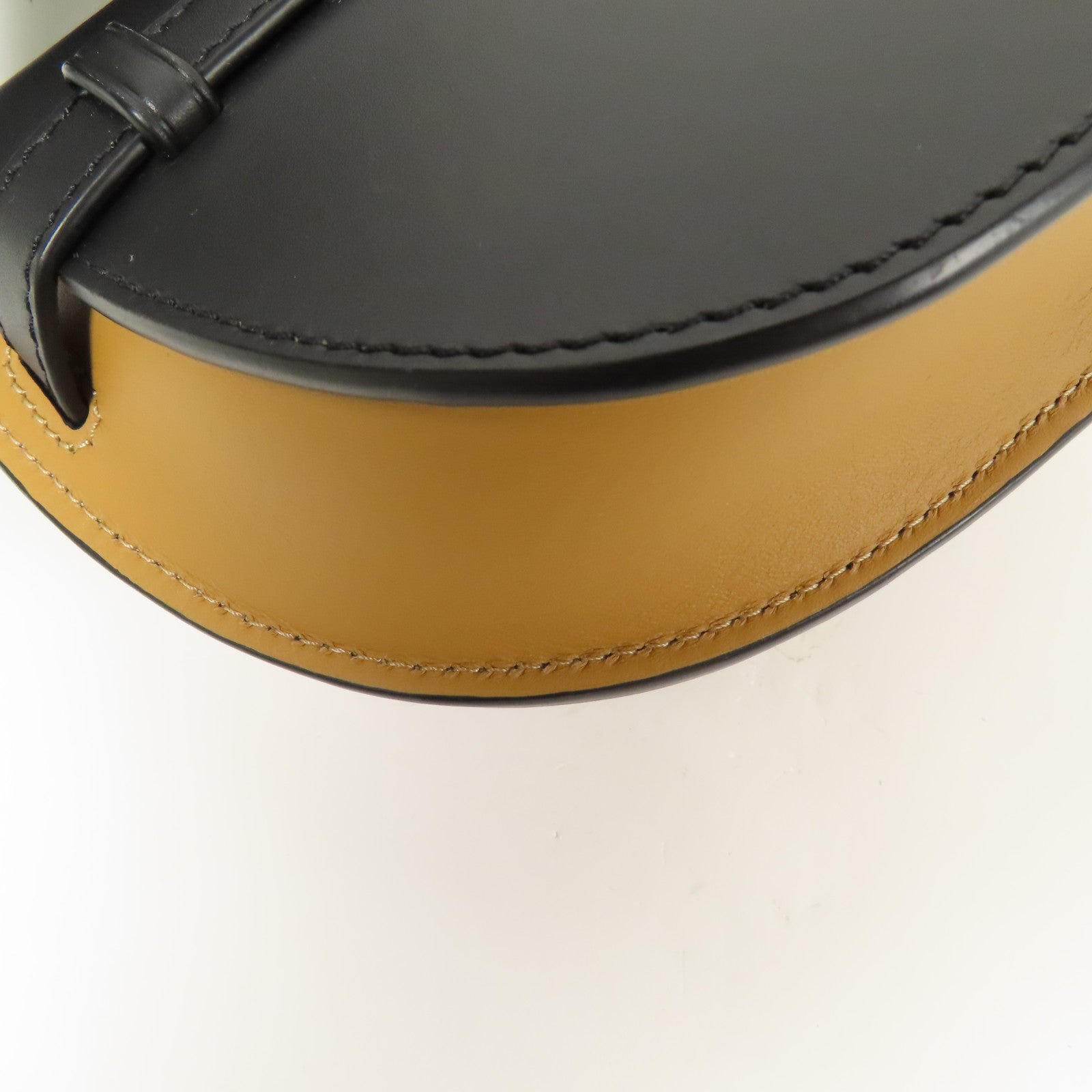 LOEWE 牛皮皮革Mini Gate金扣肩背袋