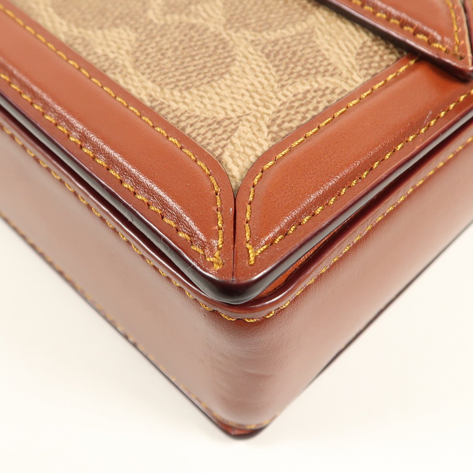 COACH 塗層帆布Chain Shoulder金扣肩背袋