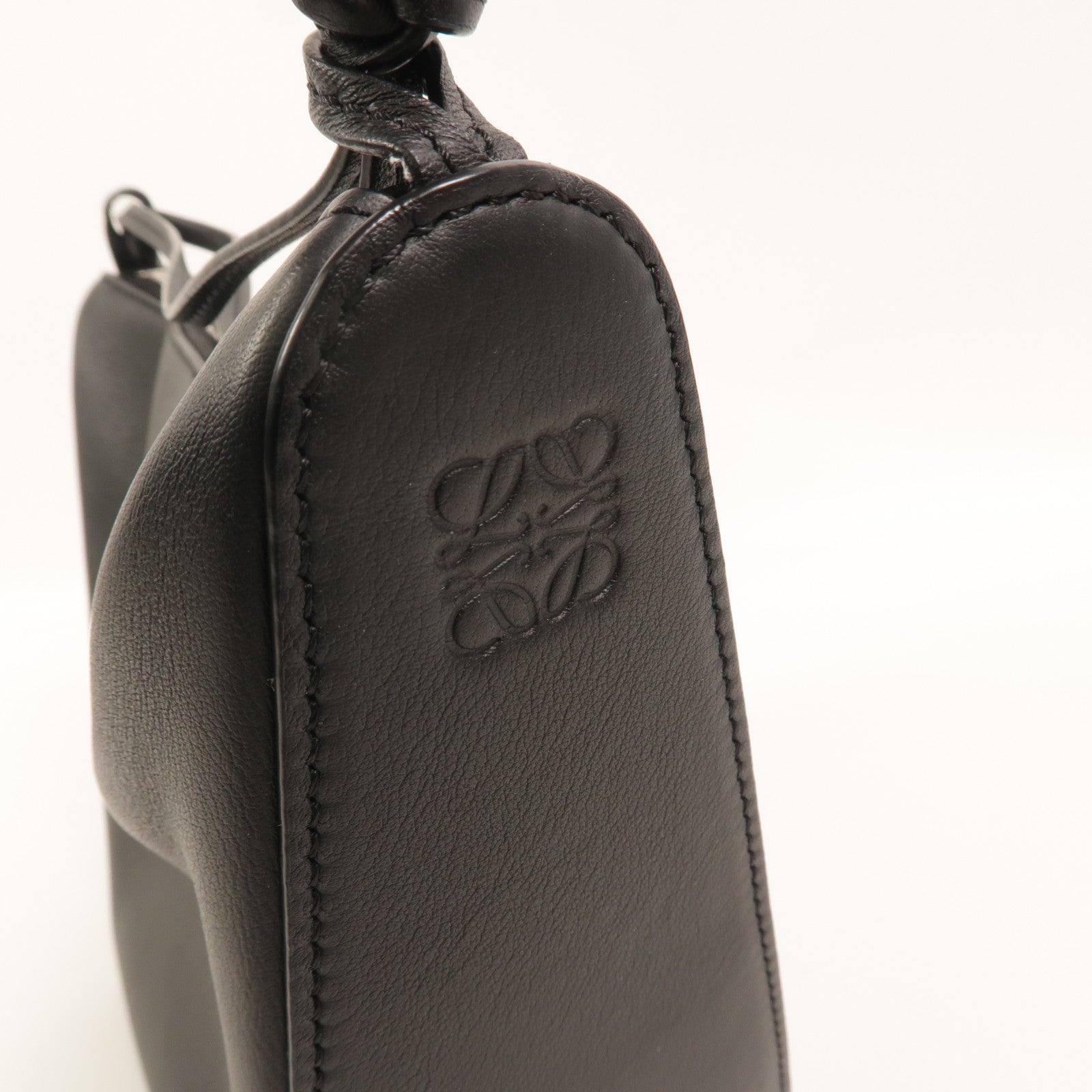 LOEWE 牛皮皮革Mini Hammock Hobo手挽肩背兩用袋
