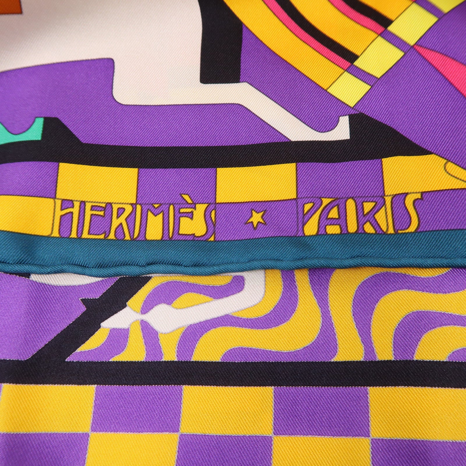 HERMES 絲質Scarf絲巾