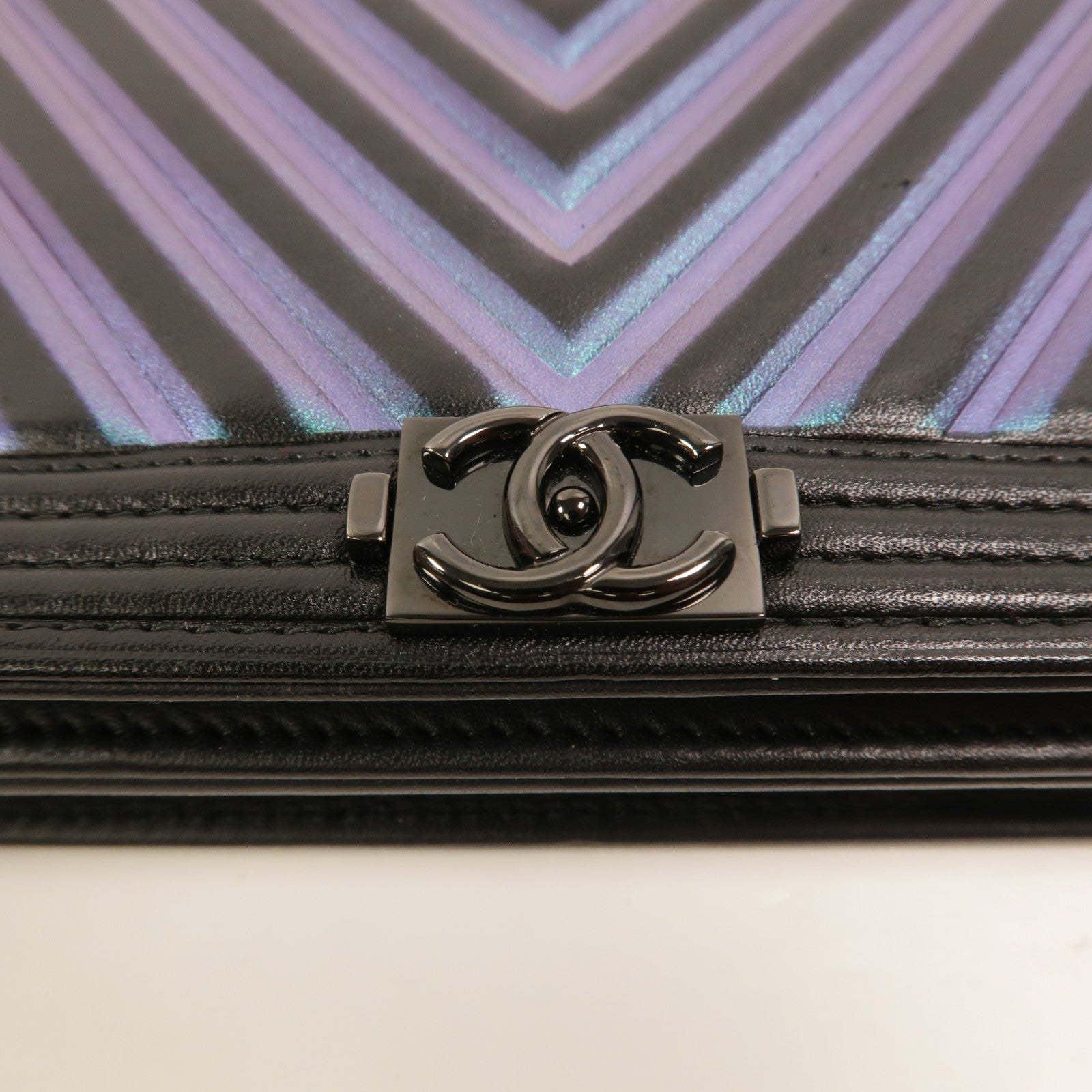 CHANEL 牛皮皮革WOC Wallet On Chain鏈帶肩背袋