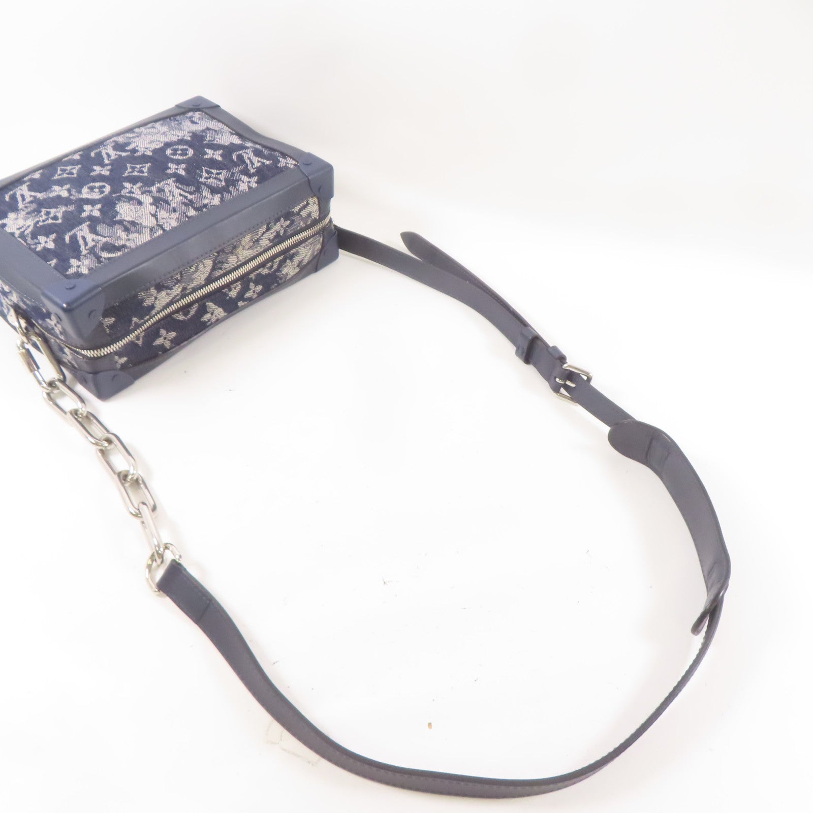 LOUIS VUITTON Monogram Tapestr Soft Trunk銀扣肩背袋藍色