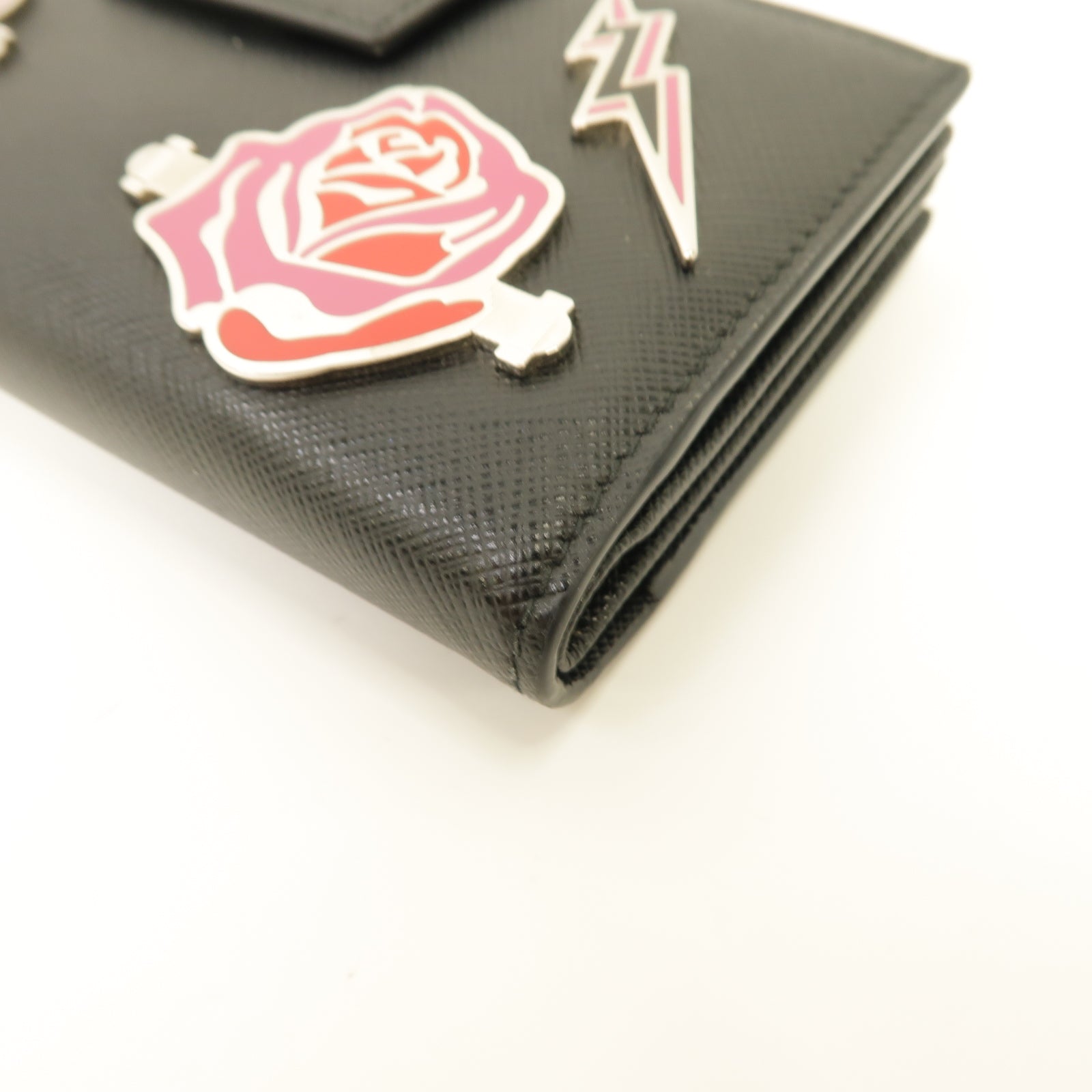 PRADA 牛皮皮革Medium Wallet銀扣錢包黑色/粉紅色