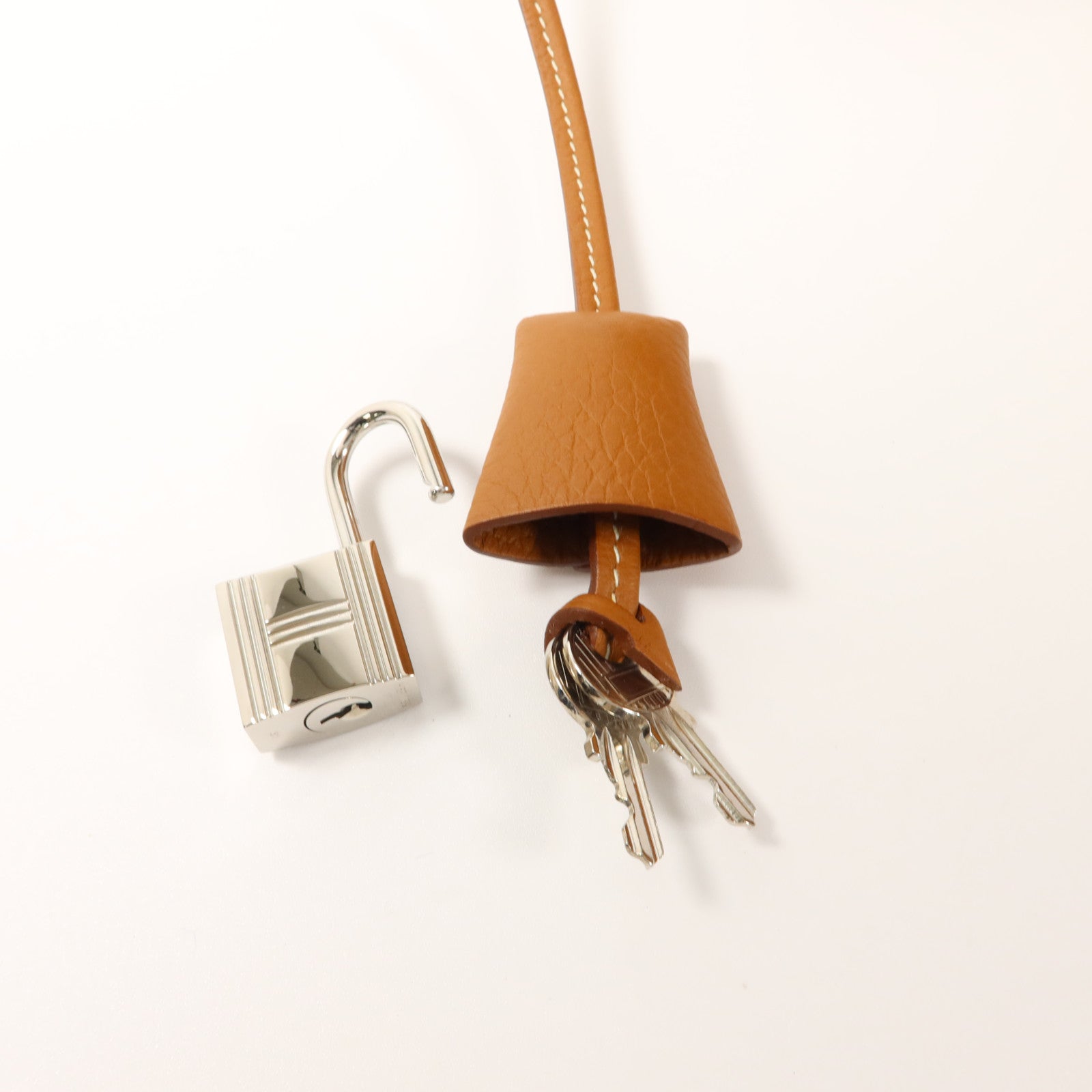 HERMES Clemence皮革Victoria 35肩背袋Gold