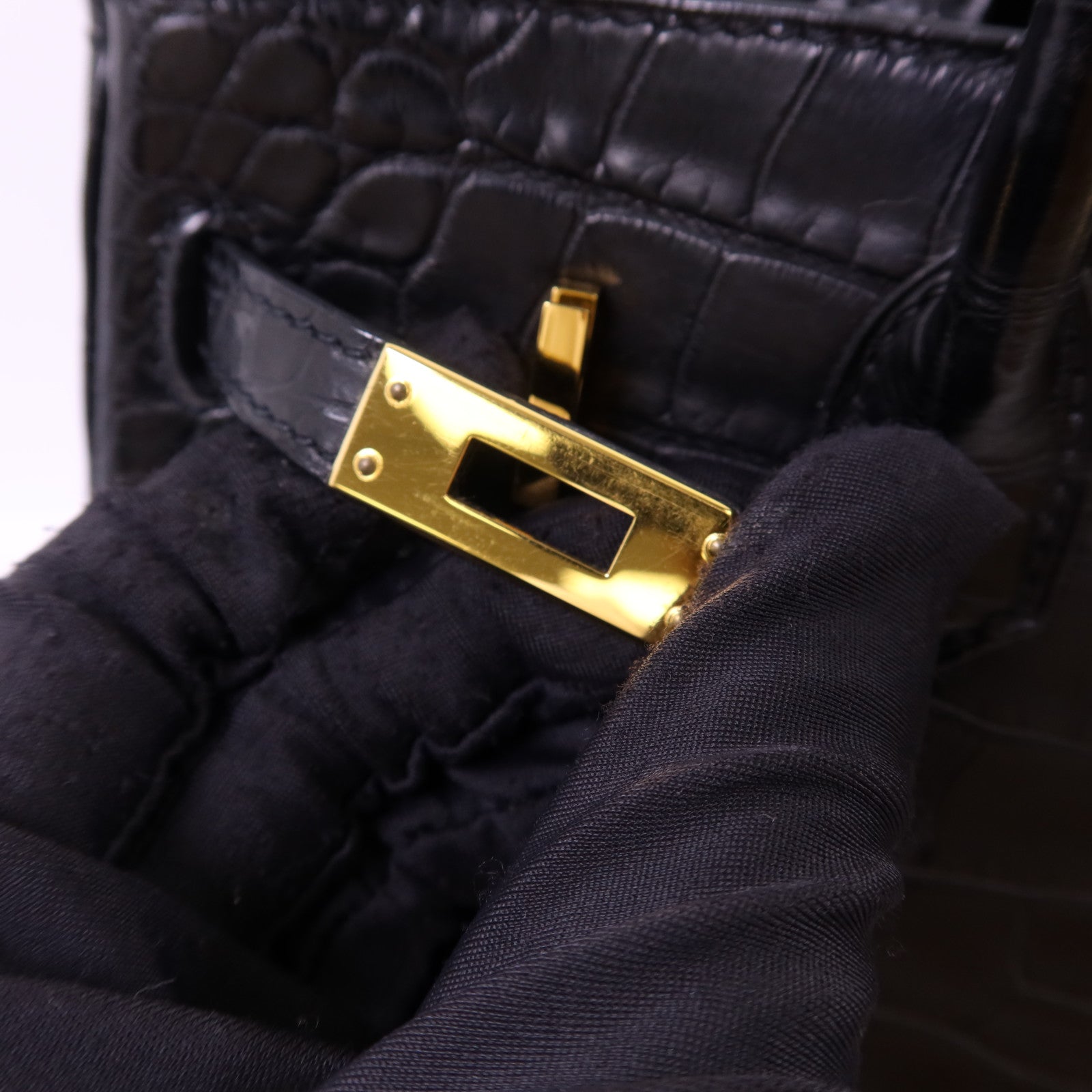 HERMES Alligator Mat皮革Birkin 25金扣手挽袋Noir