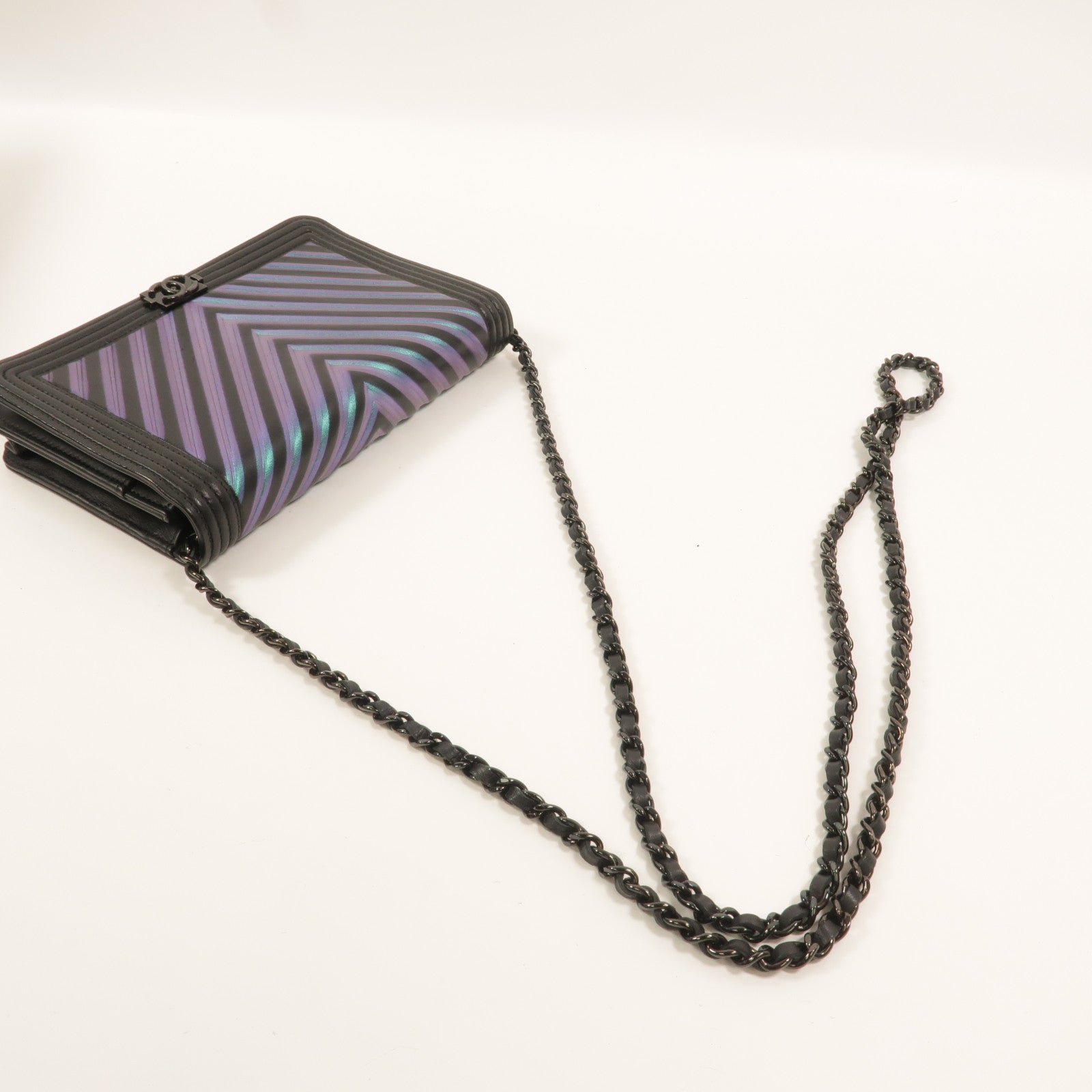 CHANEL 牛皮皮革WOC Wallet On Chain鏈帶肩背袋
