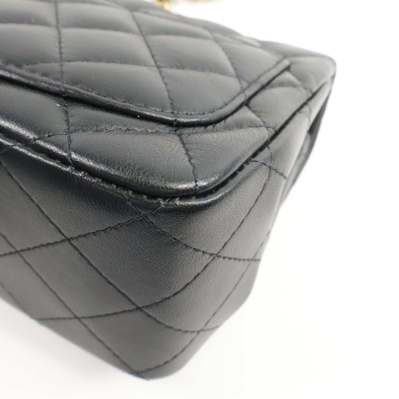 CHANEL 羊皮皮革Mini Classic 17鏈帶肩背袋