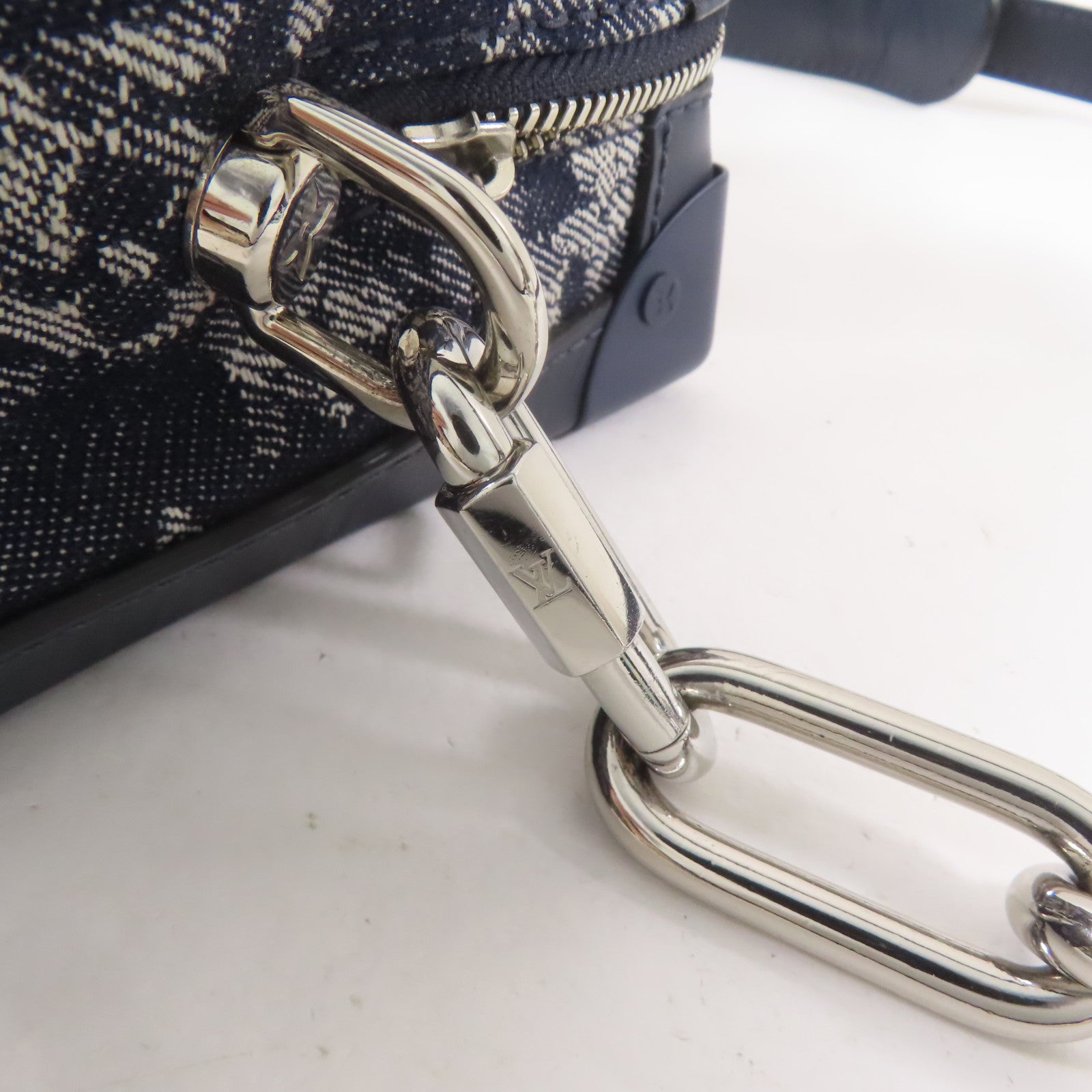 LOUIS VUITTON Monogram Tapestr Soft Trunk銀扣肩背袋藍色