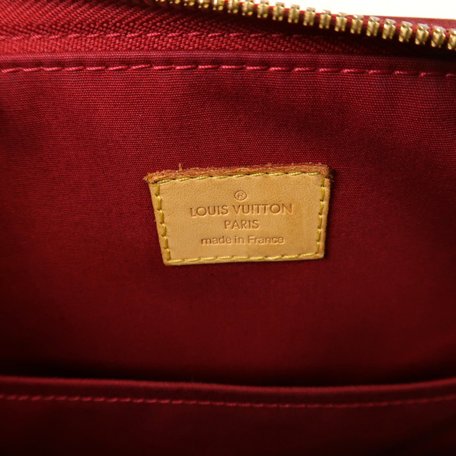 LOUIS VUITTON **【激減優惠】Monogram Vernis Montana金扣手挽袋紅色