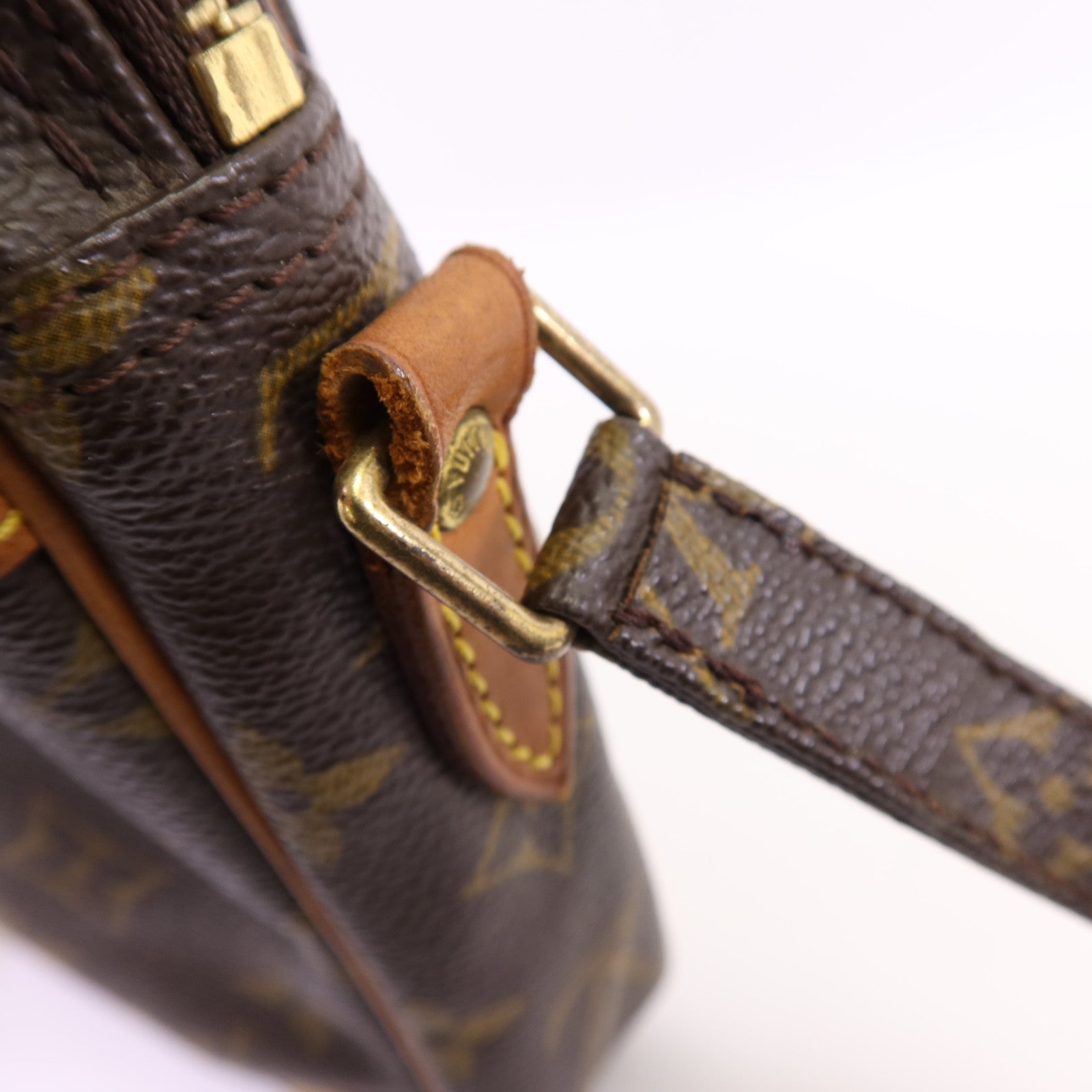 LOUIS VUITTON 【激減優惠】Monogram Danube金扣肩背袋