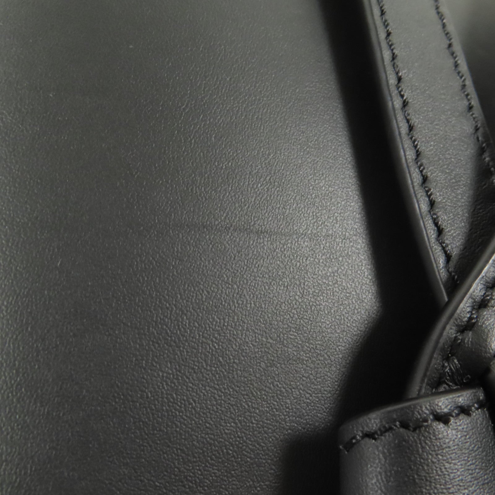 LOEWE 牛皮皮革Mini Gate金扣肩背袋