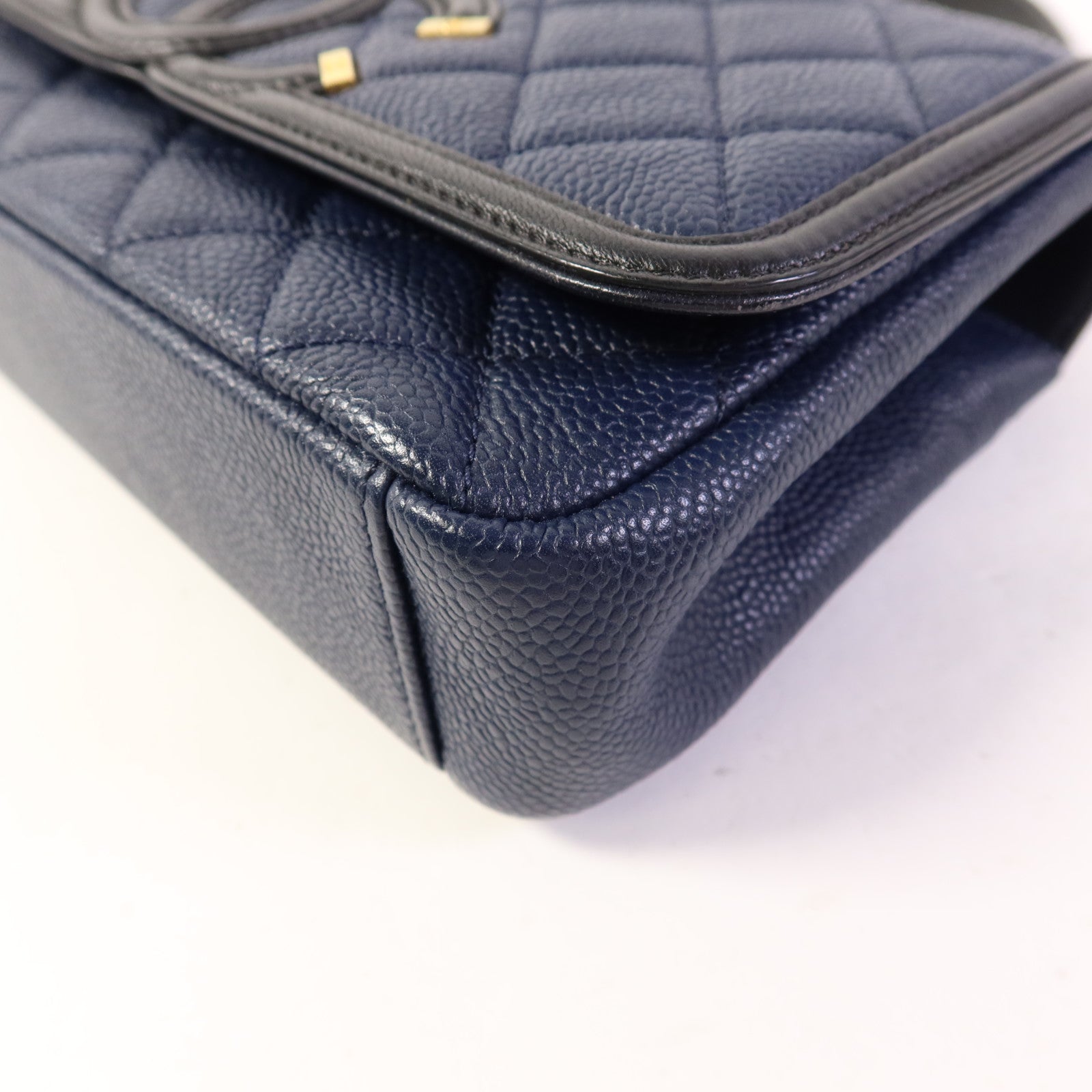 CHANEL 牛皮皮革Chain Shoulder Bag金扣鏈帶肩背袋