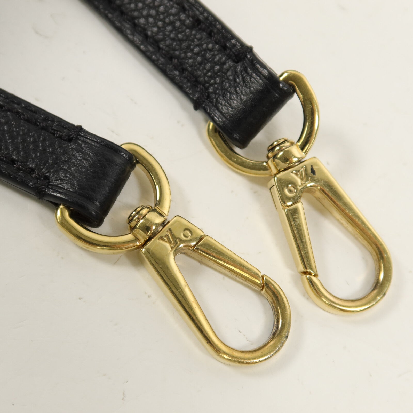 LOUIS VUITTON Monogram Empreinte Montaigne MM手挽肩背兩用袋