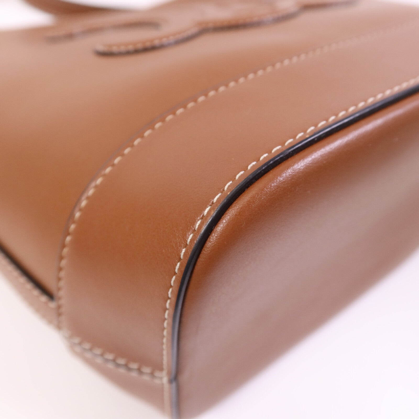 CELINE 牛皮皮革Small Basket金扣肩背袋