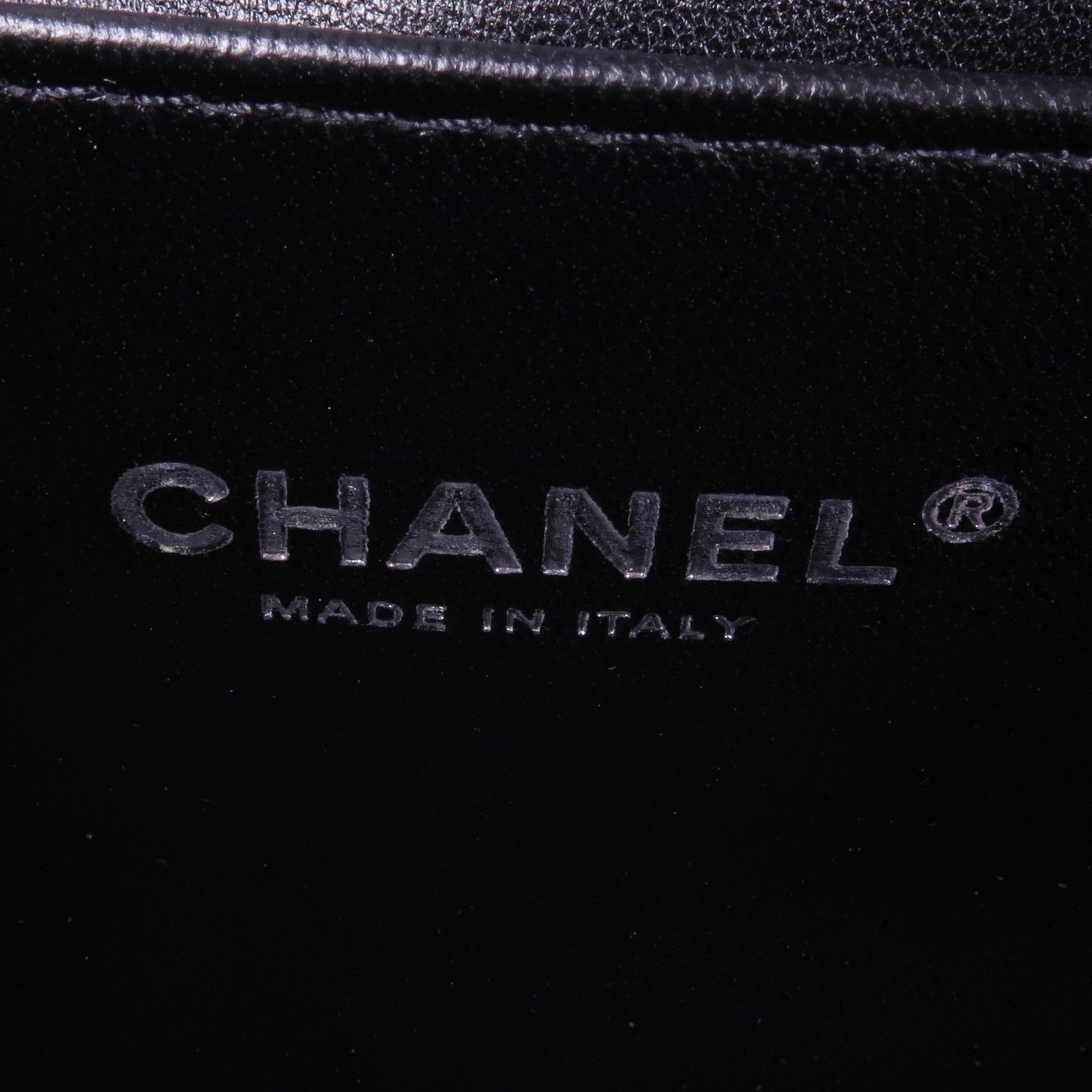 CHANEL 牛皮皮革Boy 25銀扣鏈帶肩背袋